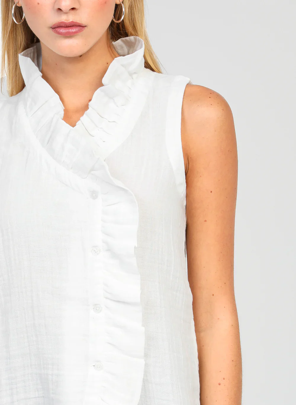 Ruffle Top in White by An��ge