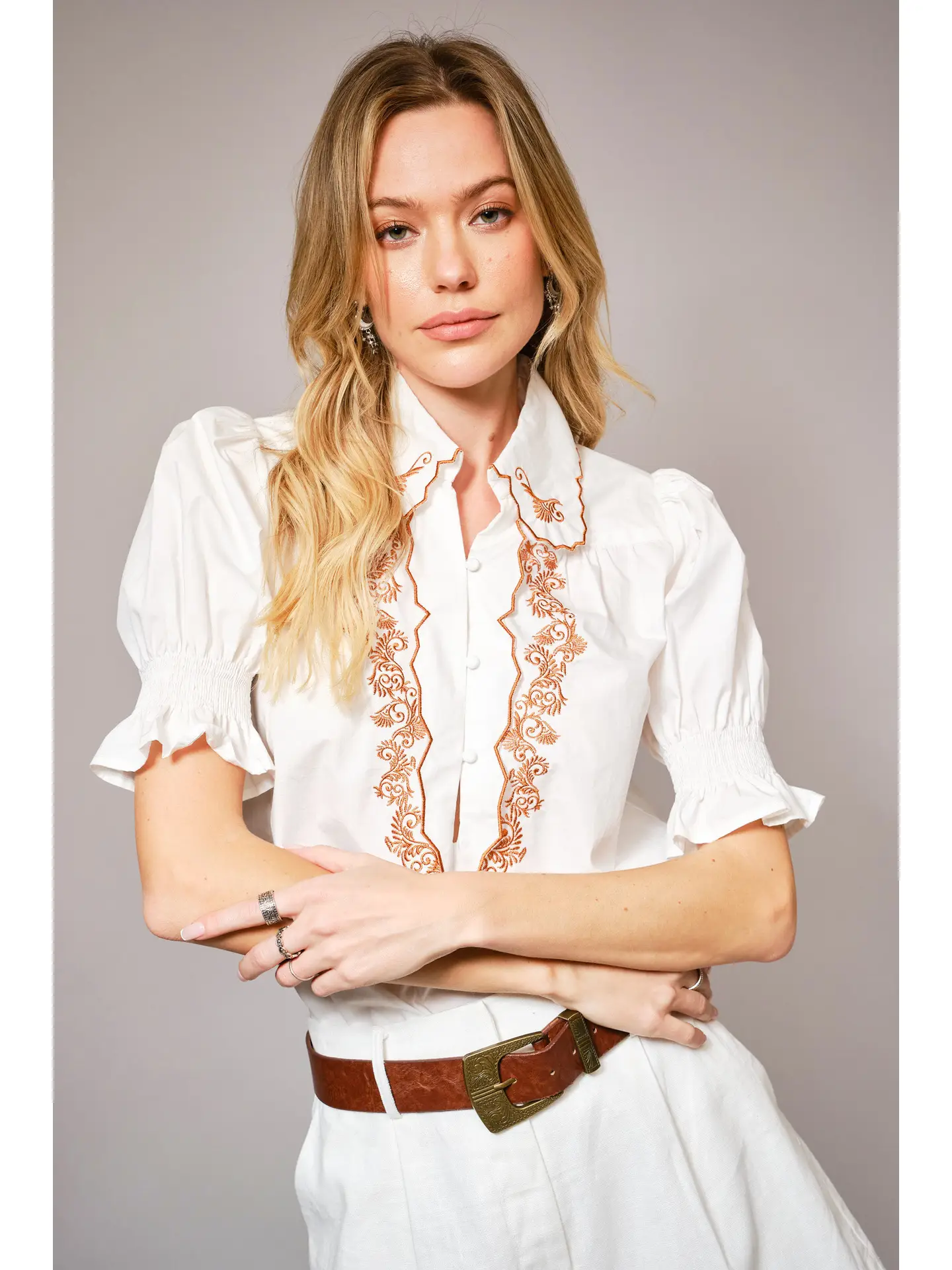 Embroidered Scallop Collar Puff Sleeve Top