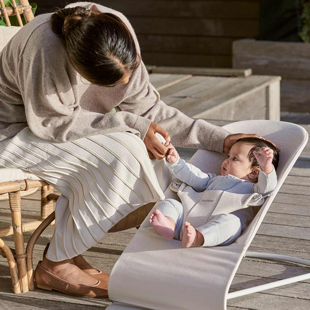 Dondolo BabyBjörn Bliss – Rivestimento in jersey 3D beige chiaro, ergonomico e confortevole
