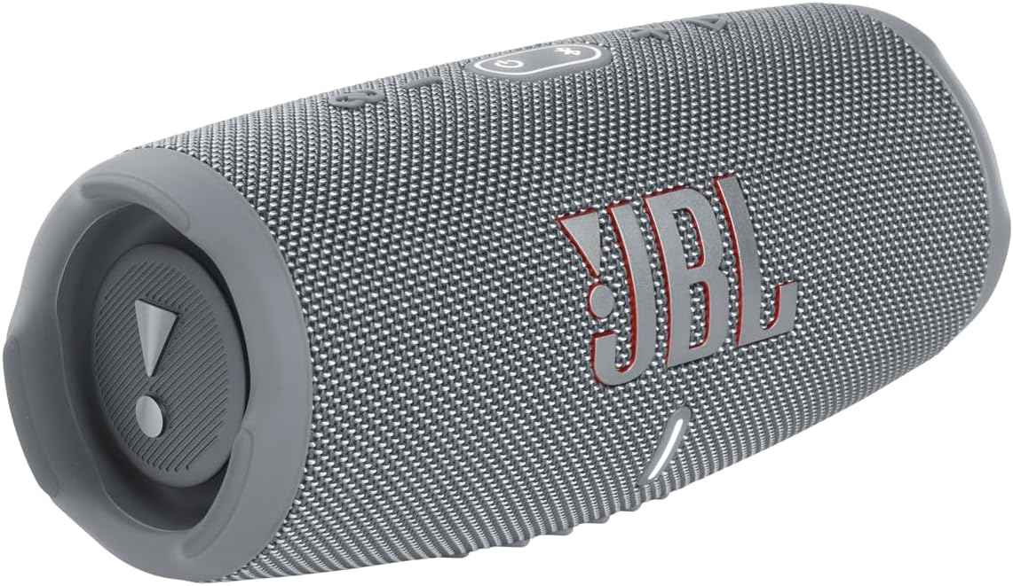 JBL Charge 5 Bluetooth-Lautsprecher in Schwarz �C Wasserfeste, portable Boombox mit integrierter Powerbank �C Eine Akku-Ladung f��r bis zu 20 Stunden kabellosen Musikgenuss