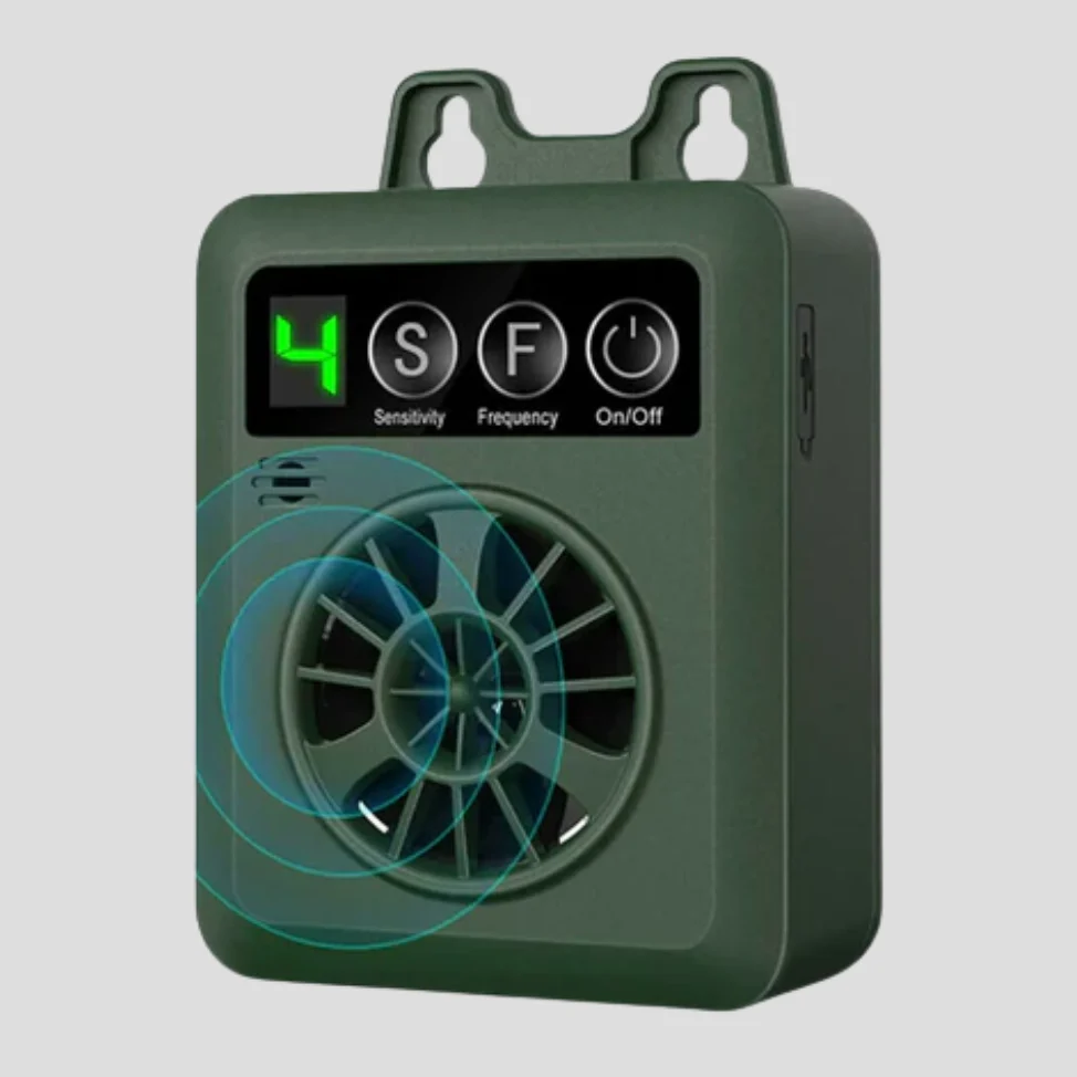 Outdoor Bark Control Device �C Weatherproof, Ultrasonic & Rechargeable