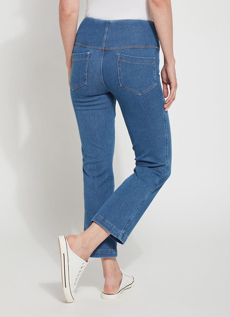 Ankle Baby Bootcut Jeans in Mid Wash by Lysse