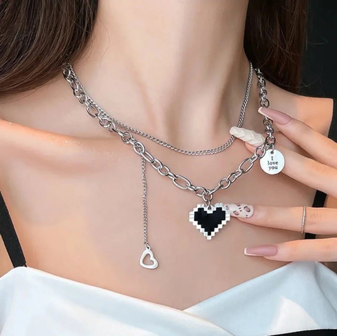 Postriebrený Kombinovaný Náhrdelník Pixelové Srdce – Eurocharms