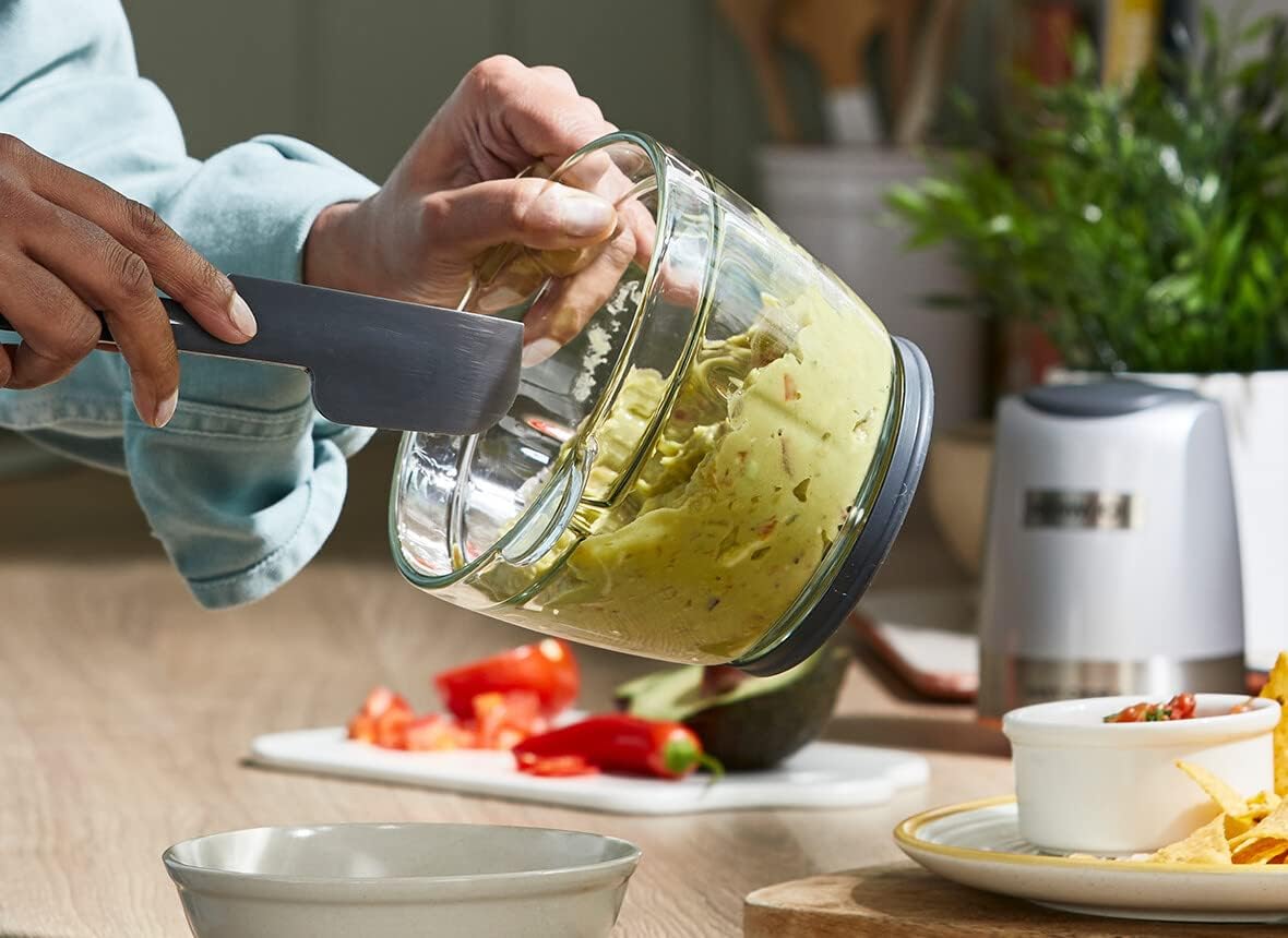 Kenwood Chopper CHP61.100WH, Potenza 500W, Ciotola da 0.5L, 2 velocità, Sistema a quattro lame, Anello antiscivolo per la stabilità del tritatutto, Lavabile in Lavastoviglie, Bianco/SIlver
