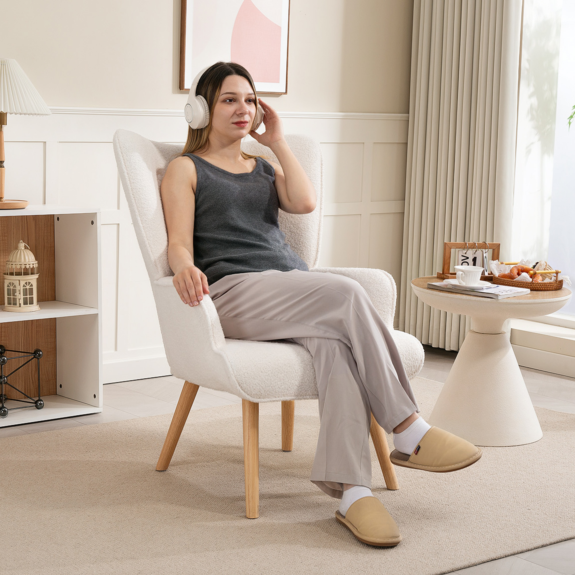 HOMCOM Loungesessel aus Bouclé-Stoff, gepolsterter Ohrensessel mit Holzbeinen, 71 x 74 x 96 cm, Beige