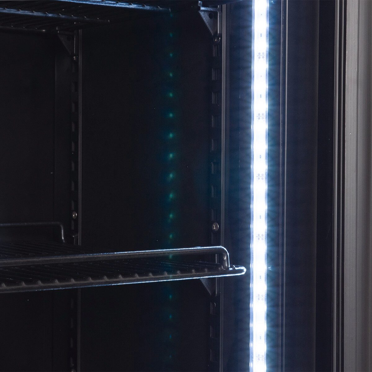 Getränkekühlschrank Flaschenkühlschrank 160 Liter schwarz mit Glastür & LED Beleuchtung