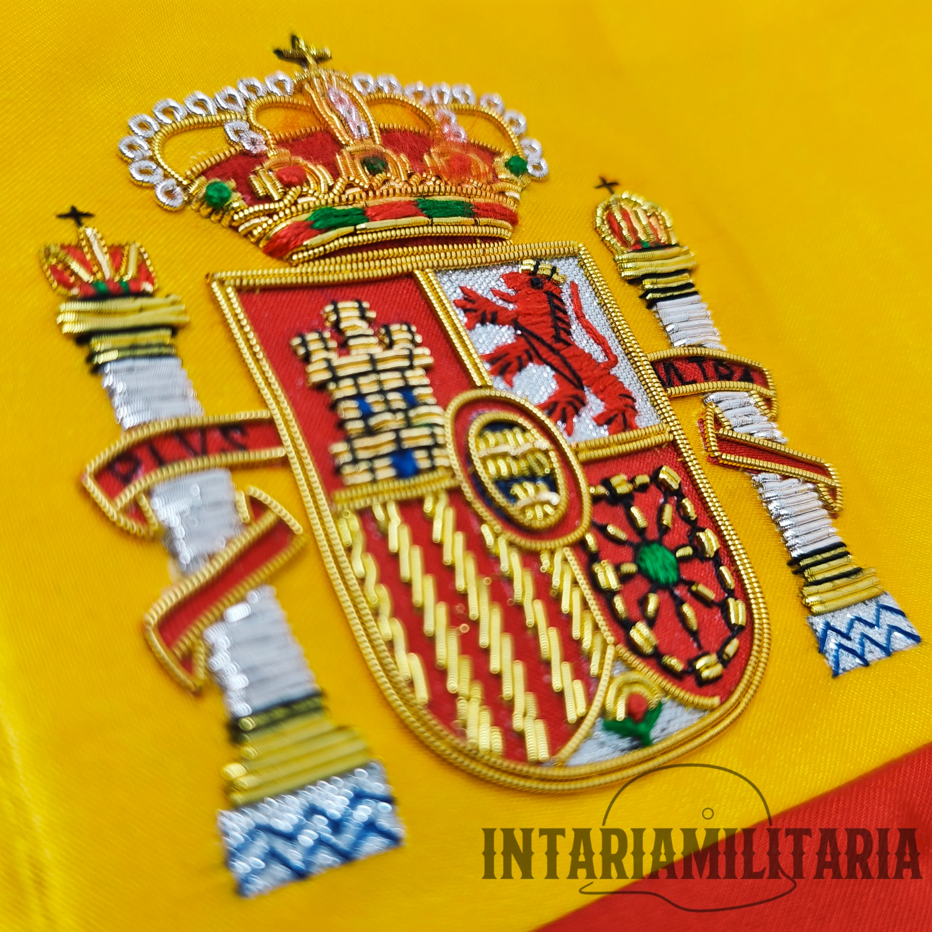Bander��n despacho escudo constitucional. Espa?a