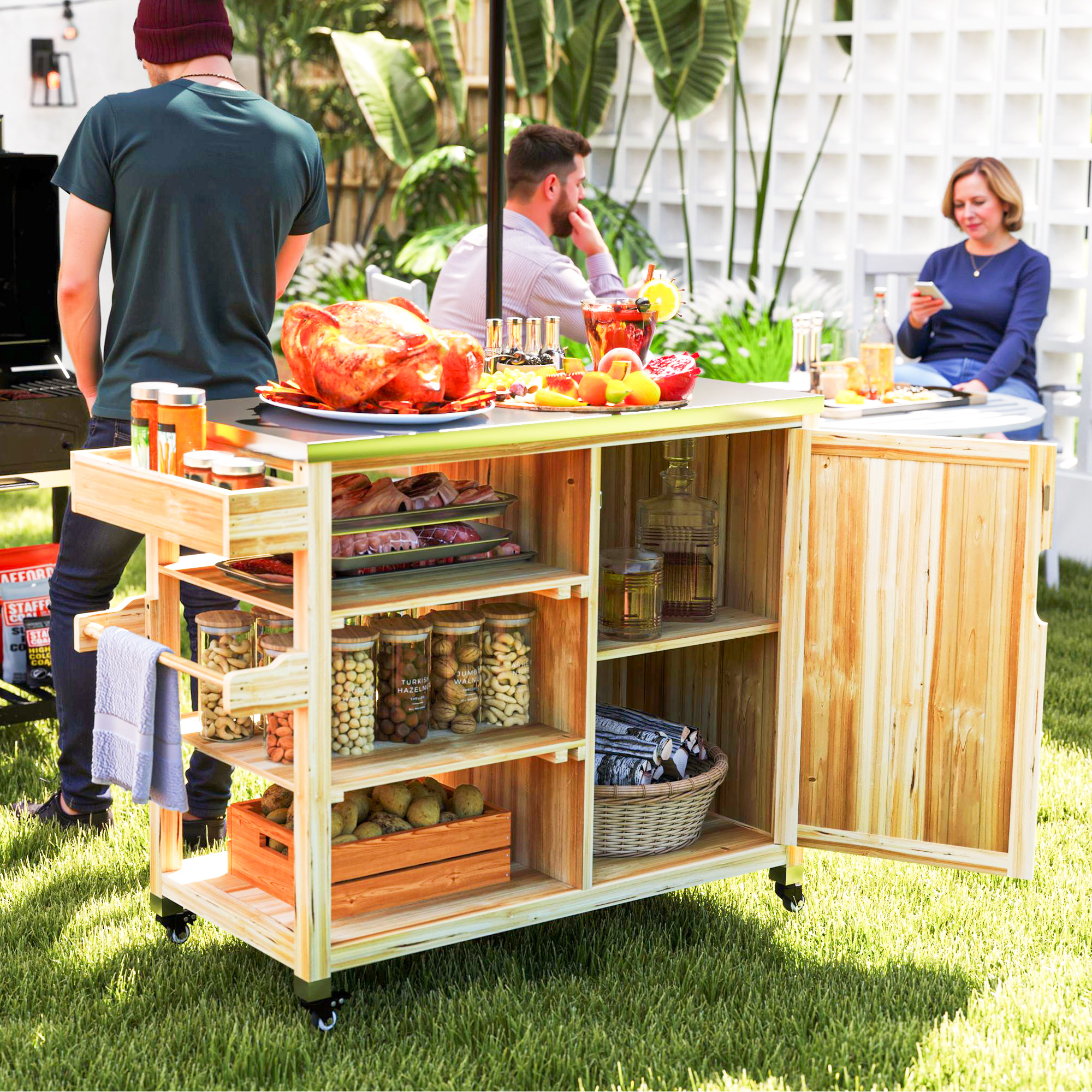 Outsunny Outdoor-Kücheninsel, Grillwagen mit Schrank und Regalen, Küchenwagen aus Holz und Edelstahl, mit Rollen, Naturholz