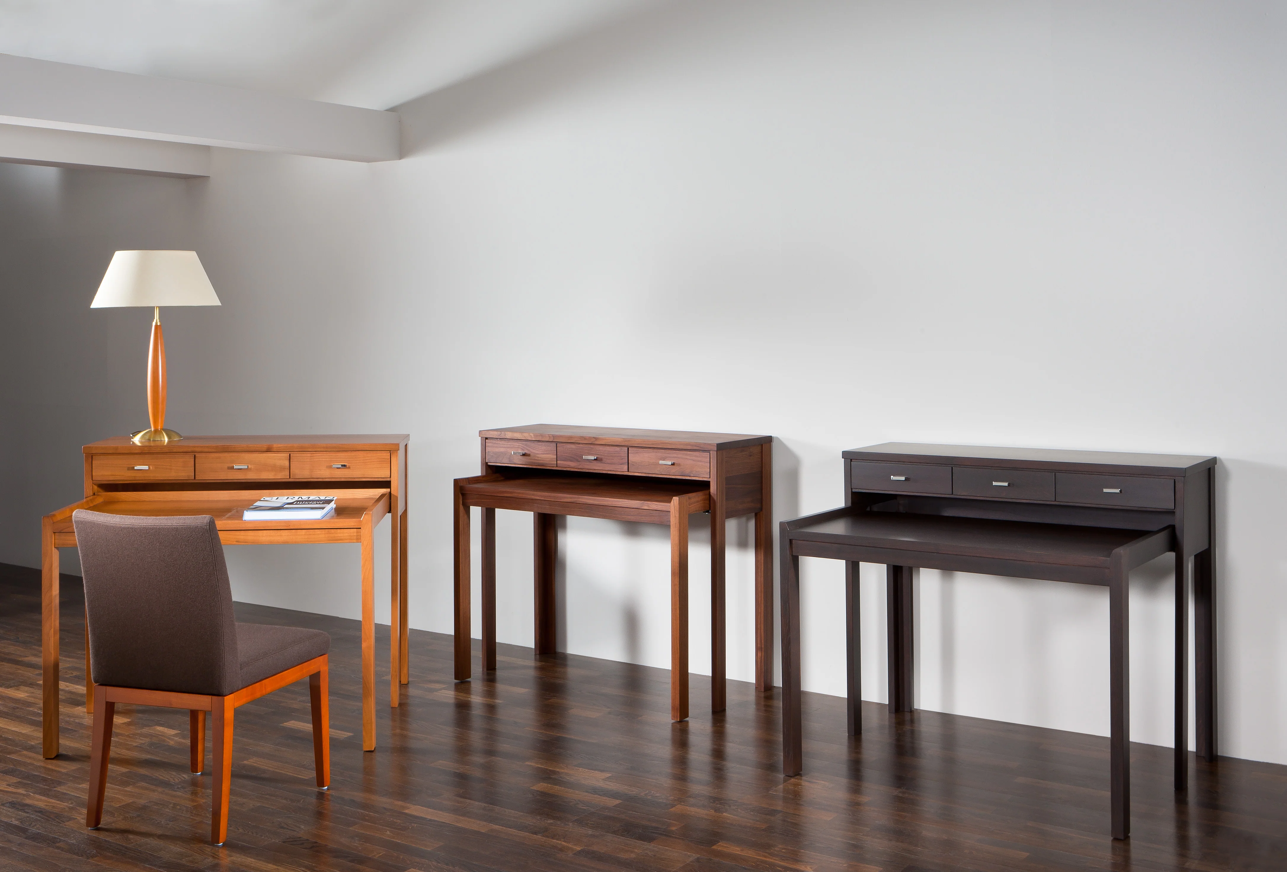 Sekretr Bordeaux, Form Exclusiv Design, Schreibtisch, Eiche, Kirschbaum oder Nubaum, Homeoffice
