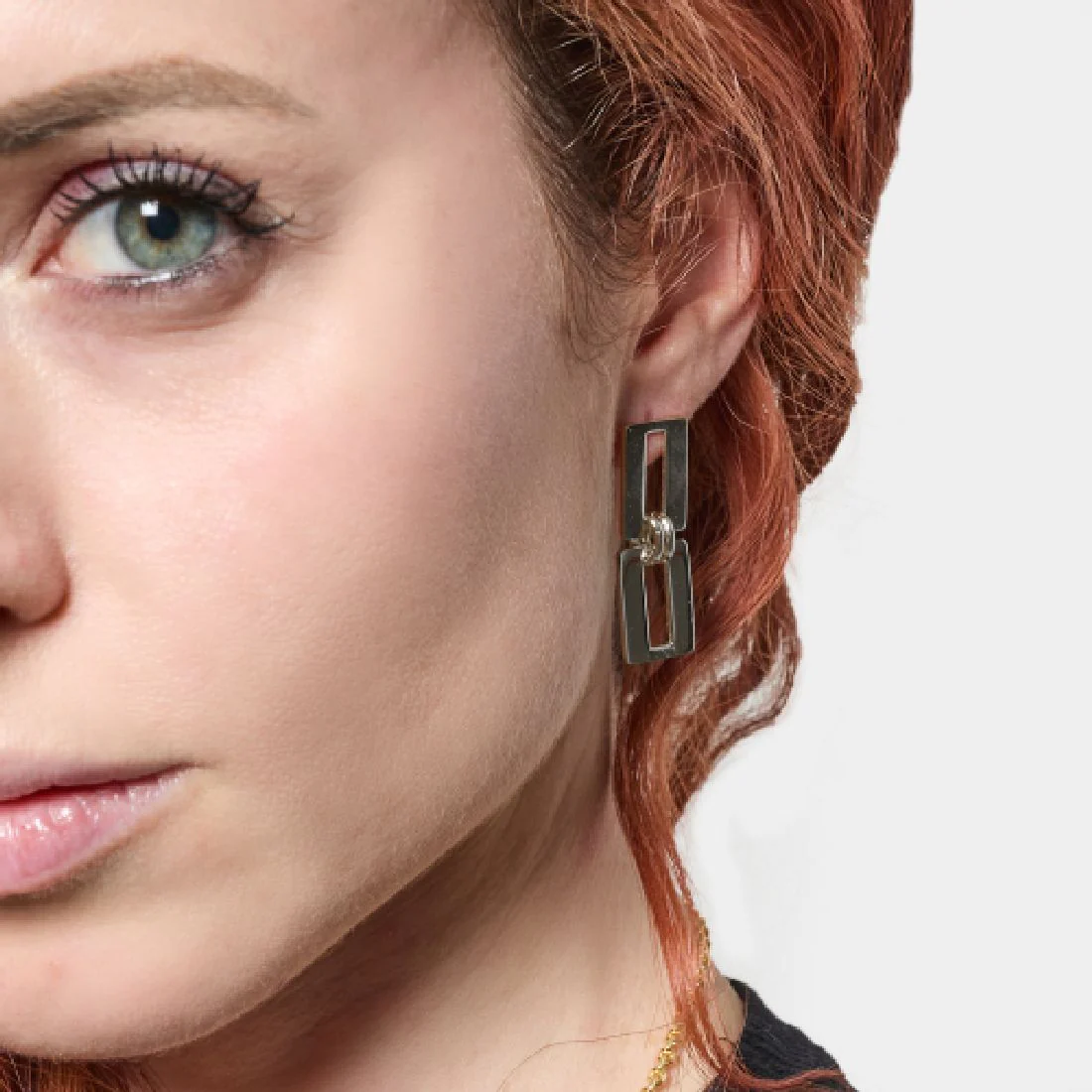 Orecchini pendenti Unoaerre a maglie piatte 2660