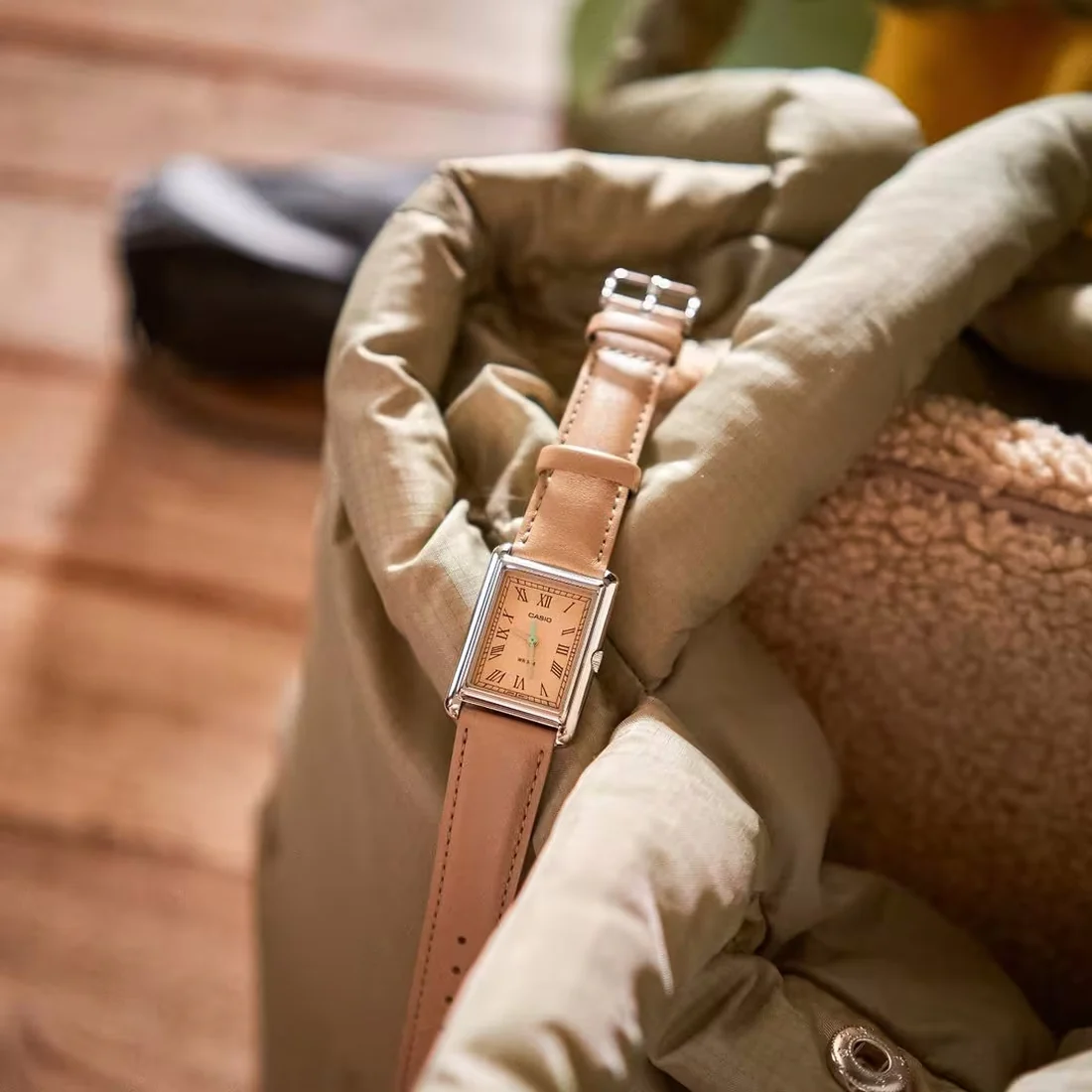 Orologio Casio Collection LTP-B165L-5BVEF rettangolare beige