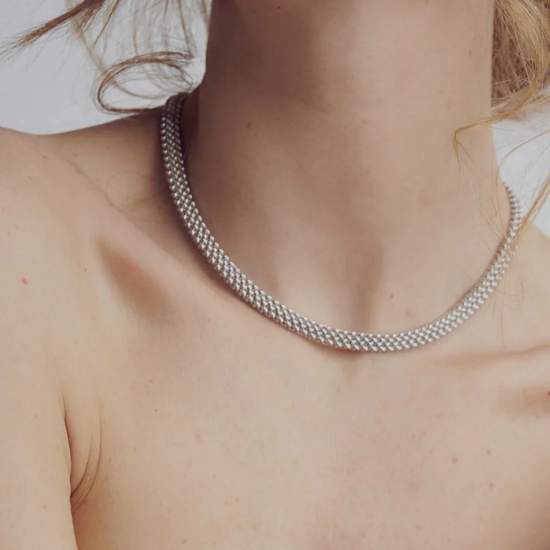 Collana Unoaerre a chicco di riso in argento rodiato bianco 6256