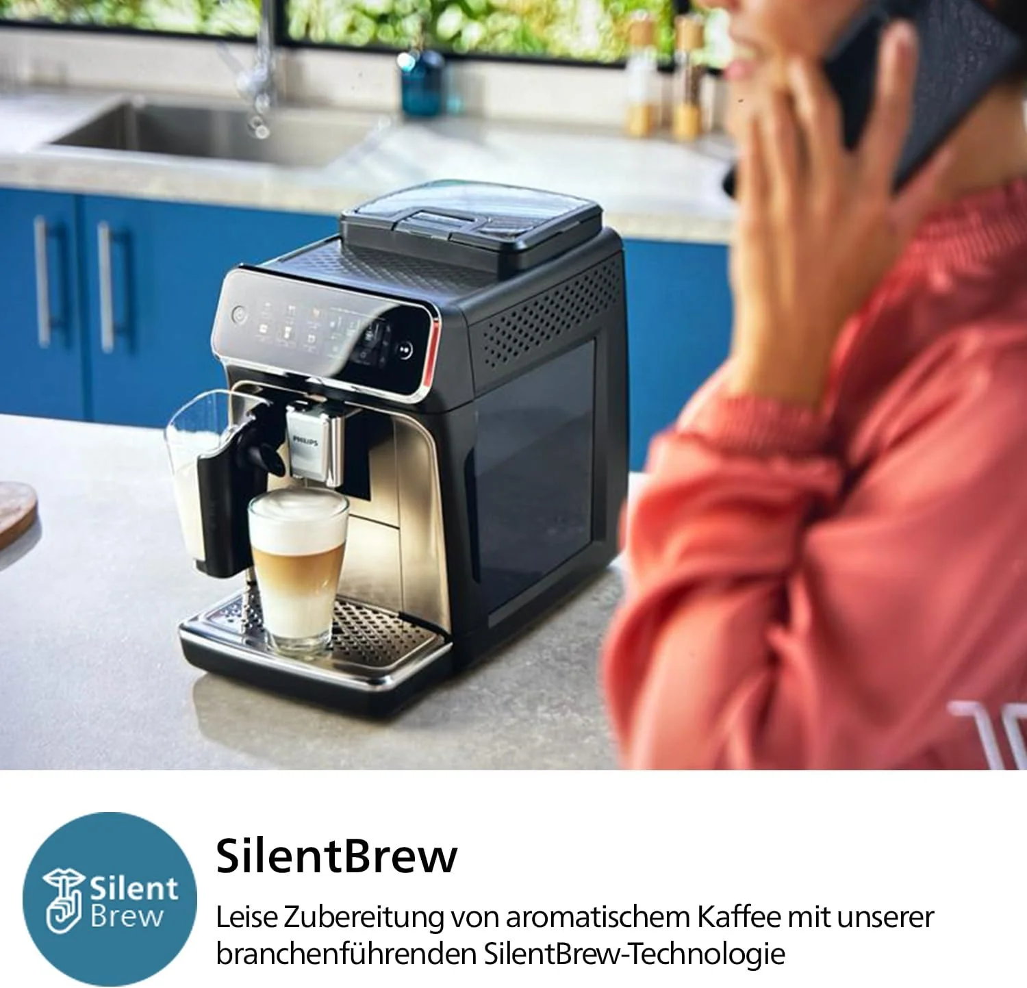 Philips 2300 Serie Vollautomatische Espressomaschine - 4 Getränke, modernes Farb-Touchscreen-Display, LatteGo-Milchsystem, SilentBrew, Keramikmahlwerk, AquaClean-Filter. Weißes Chrom (EP2333/40)