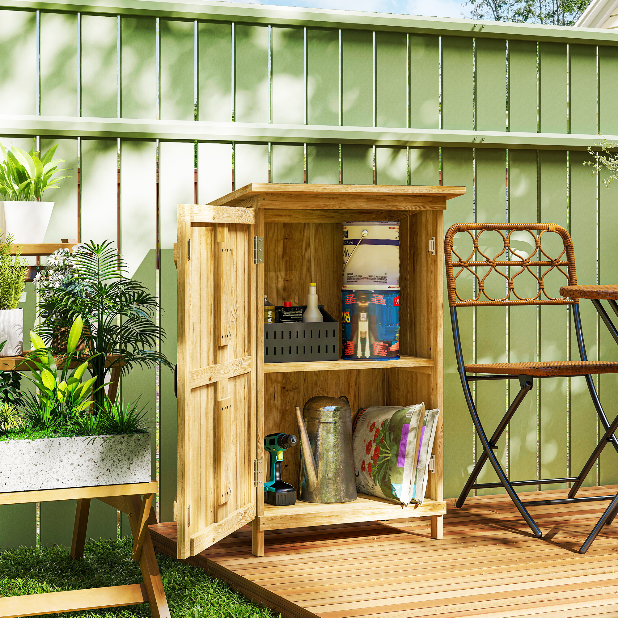 Outsunny Holzschuppen 63,5x40x90 cm Gartenschrank für Gartengeräte mit 2 Regalen und Tür Natur