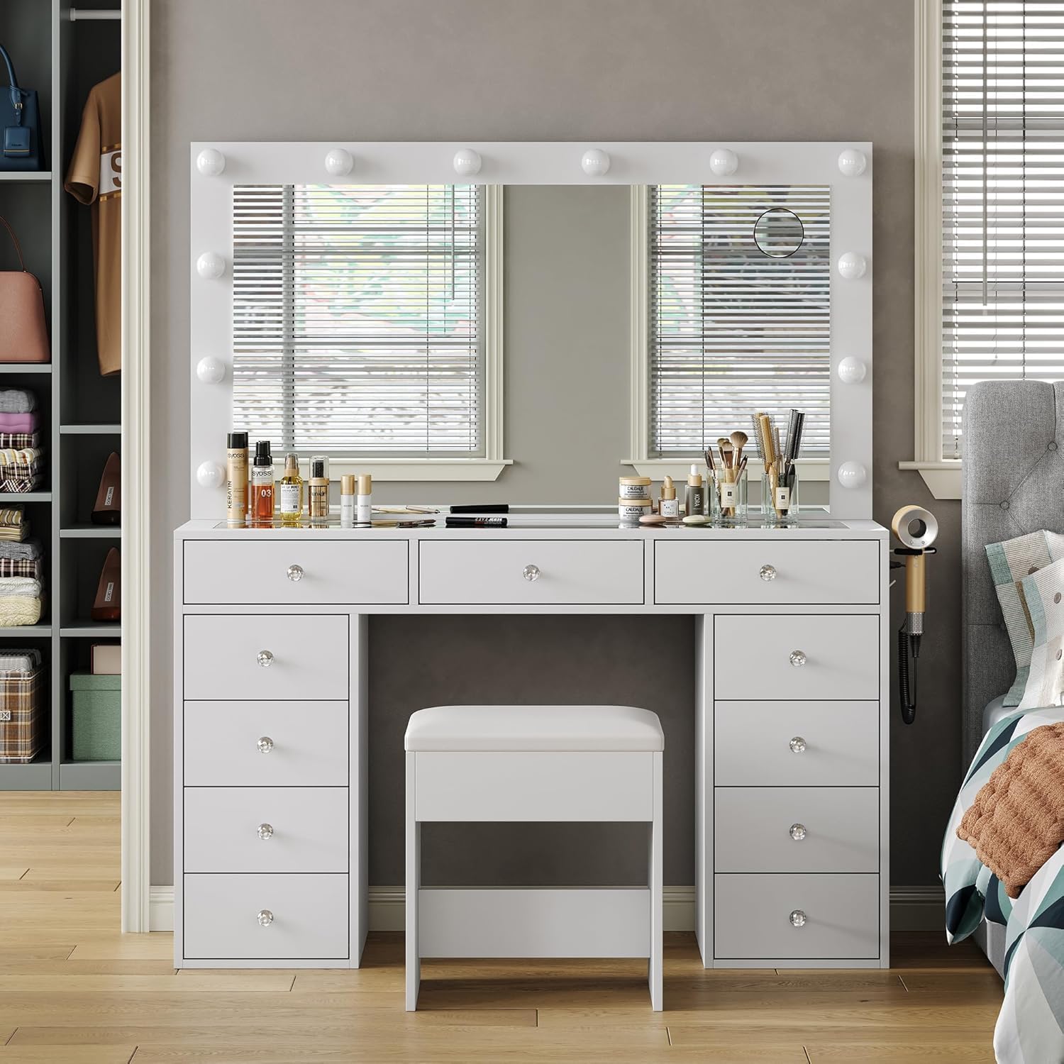 Dressing Table with Mirror and 12 LED Lights, Vanity with 11 Drawers, Sockets and USB Ports, Stool Included, 3 Adjustable Lighting Modes, White