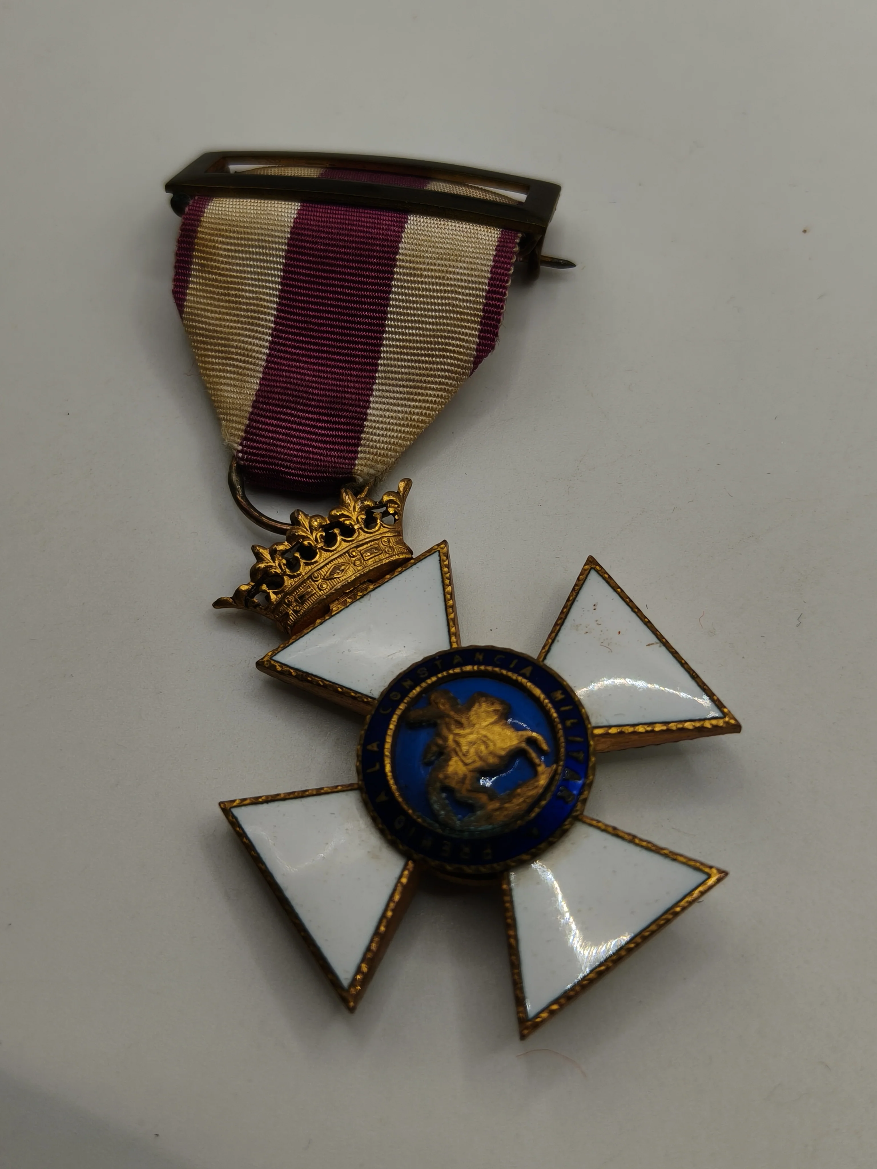 Medalla orden de san Hermenegildo. Franco