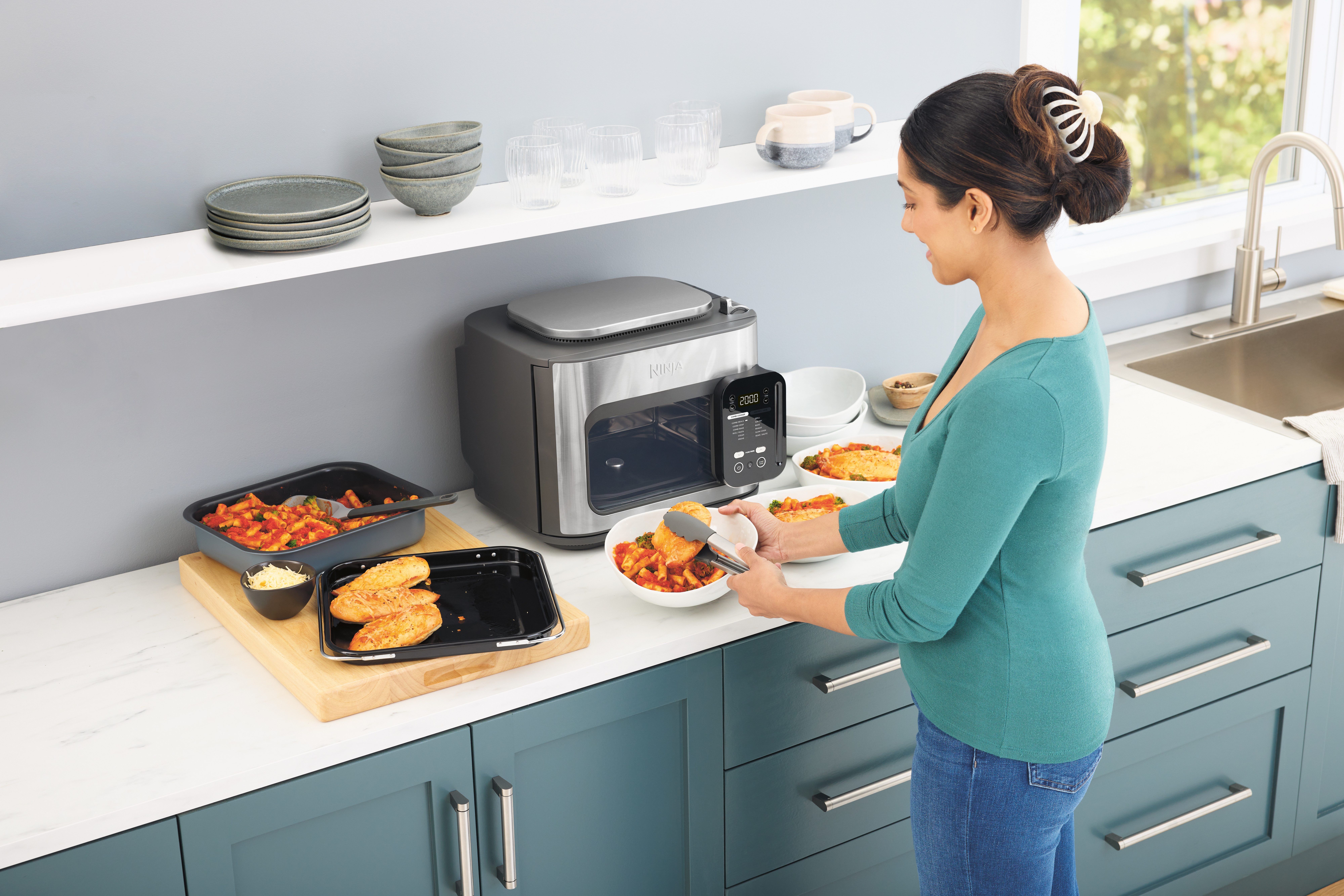 Multikocher Combi 12-in-1 Ofen & Heißluftfritteuse SFP700EU