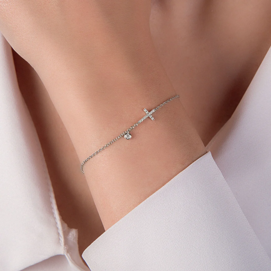 Bracciale Mirco Visconti Gioielli croce in brillanti ct 0,06 Z558/10