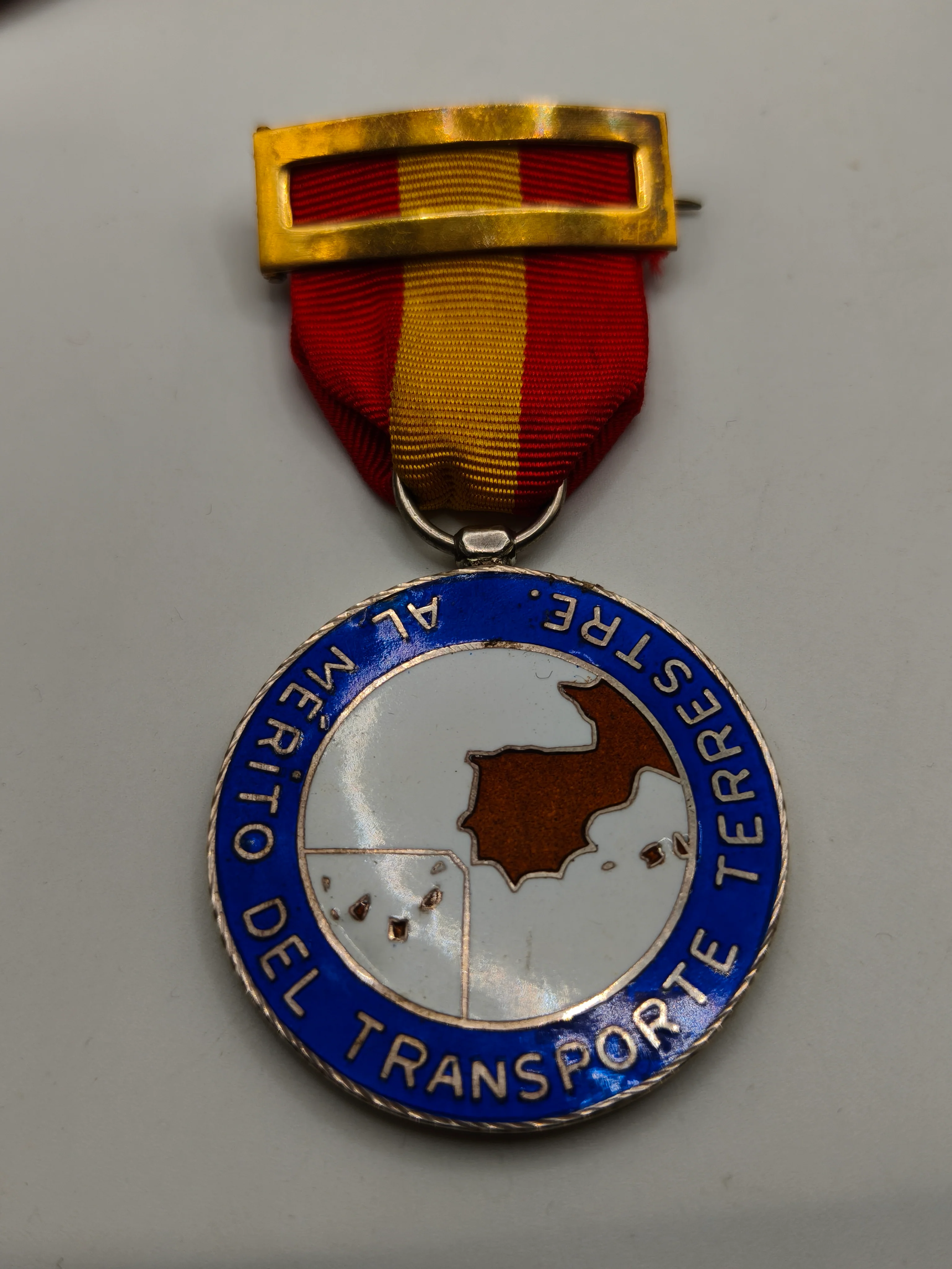 Medalla orden al M��rito transporte terrestre. Espa?a