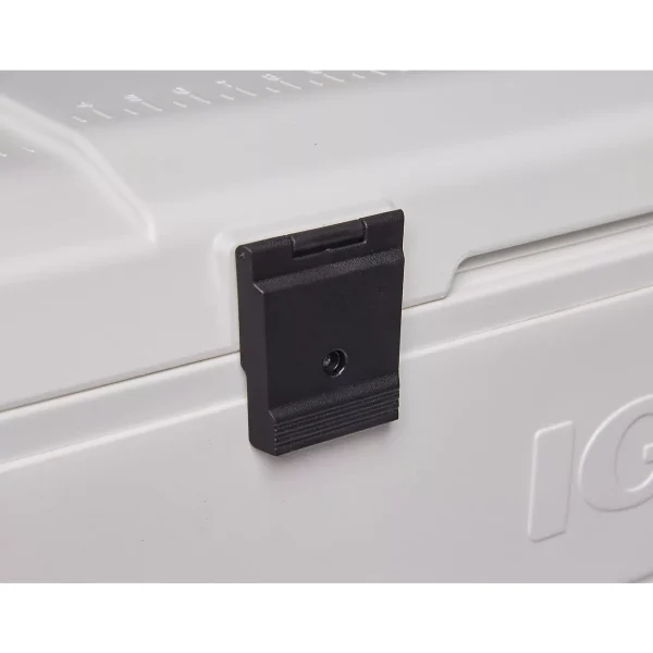 Igloo MaxCold 152-qt. Cooler White 01