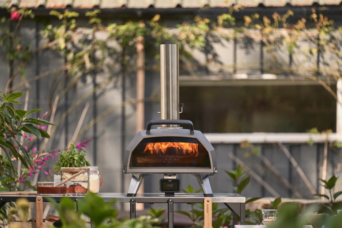 Pizzaofen Ooni Karu 2 Pro Multi-Brennstoff Pizzaofen inkl. Pizzaschieber