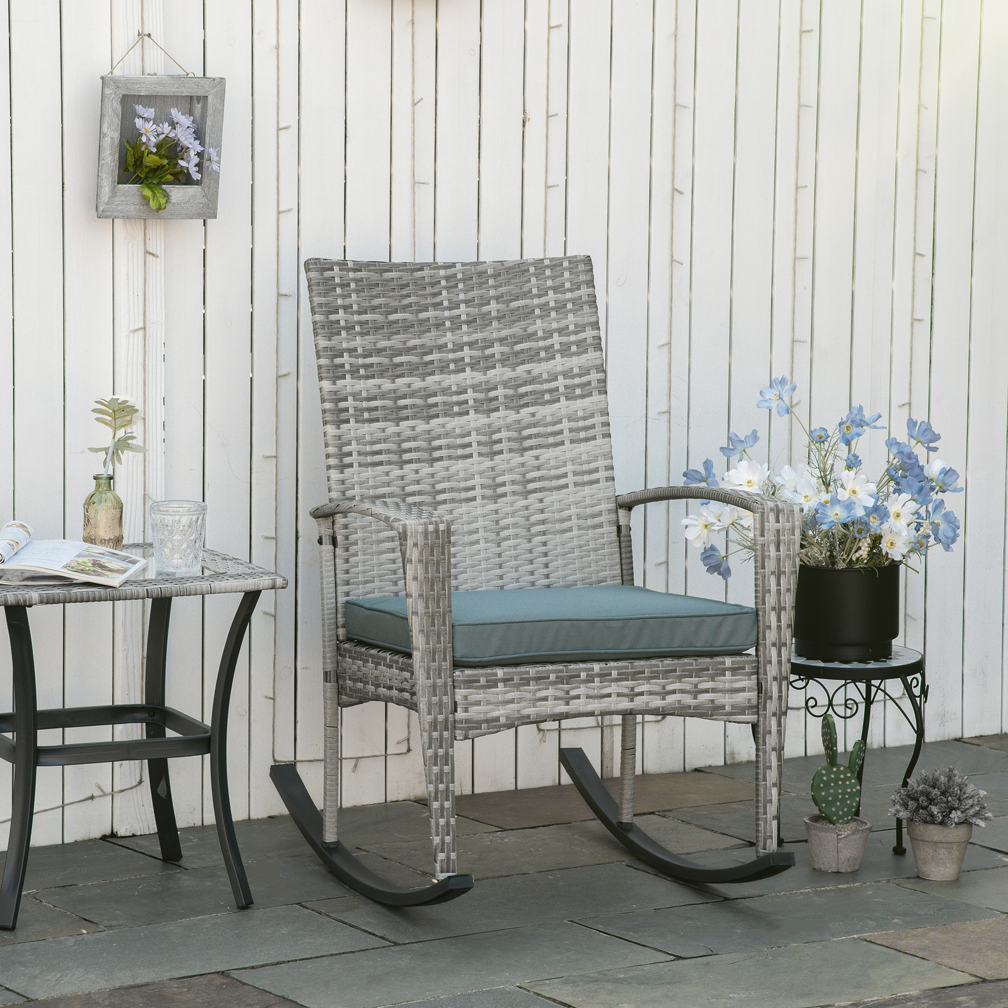 Outsunny Schaukelstuhl Schwingsessel Gartenstuhl mit Kissen, Polyrattan+Metall, Grau, 66 x 88 x 98 cm