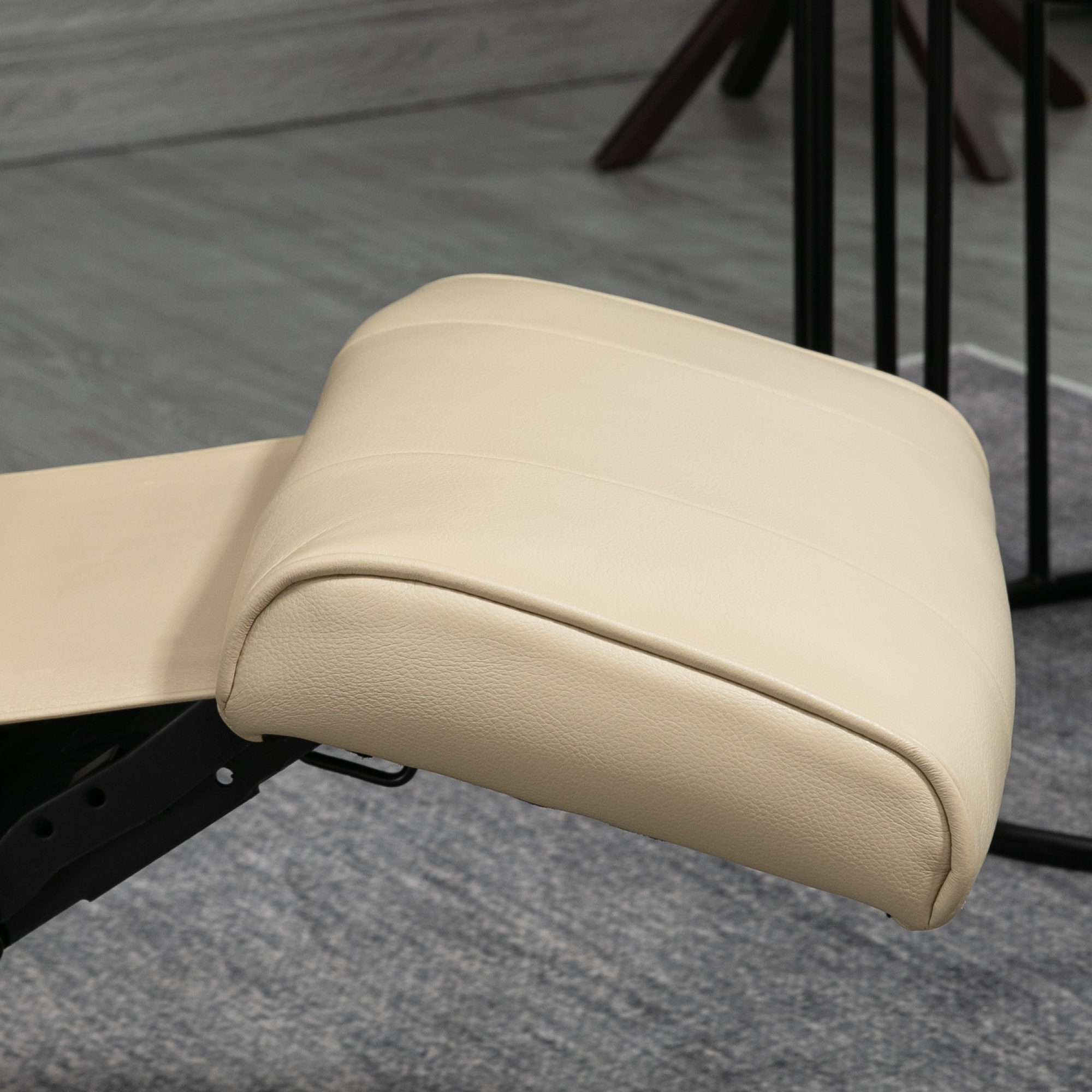 Relaxstoel, Verstelbaar, Ligfunctie, tot 120 kg, Kunstleer, 78 x 87 x 100 cm, Beige