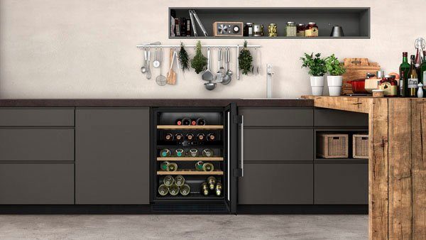 Getränkekühlschrank N 70 KU9213HG0