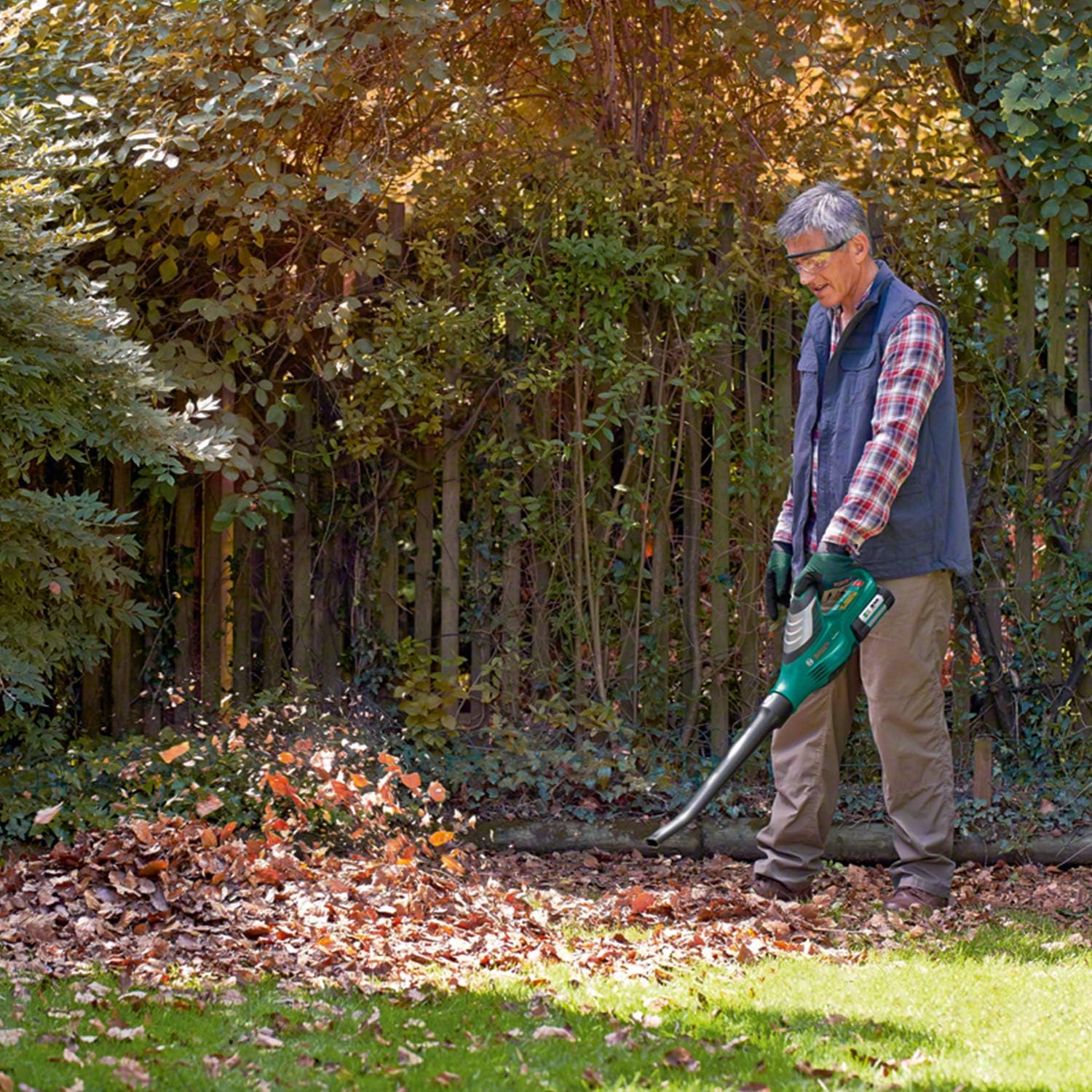 Bosch Home and Garden Akku Laubblser ALB 36 LI (ohne Akku, Karton, Luftgeschwindigkeit: 180 - 260 km/h, 36 Volt System)