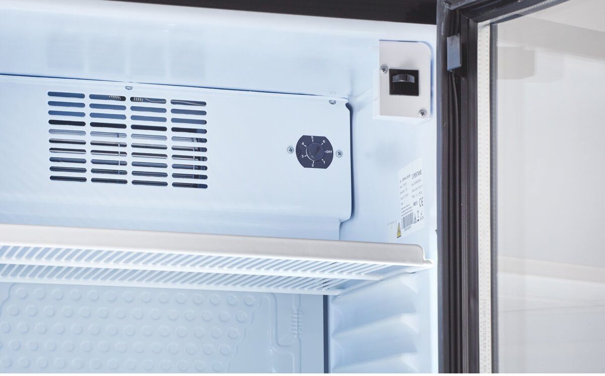 Getränkekühlschrank Getränkekühlschrank 382, Glastür, LED