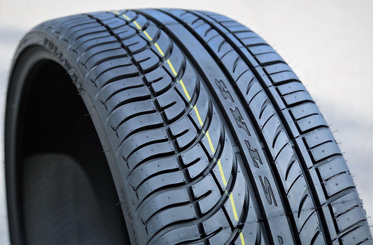 Fullway HP108 All Season Performance Tire 275/25ZR28 102W XL for Passenger Vehicles