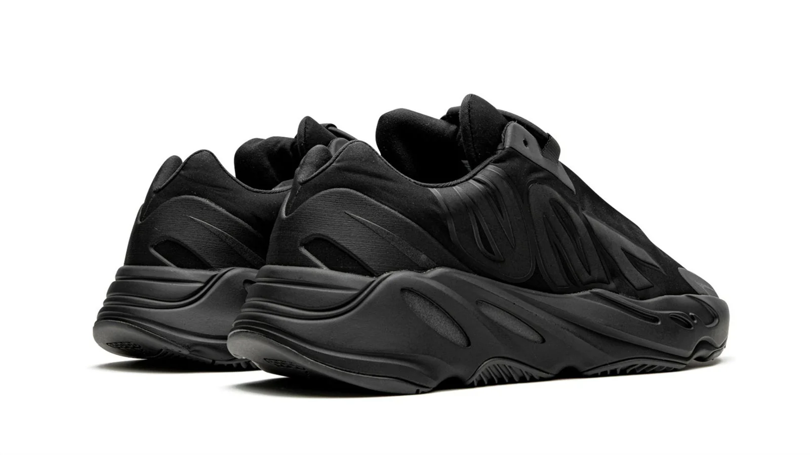 YEEZY BOOST 700 MNVN 