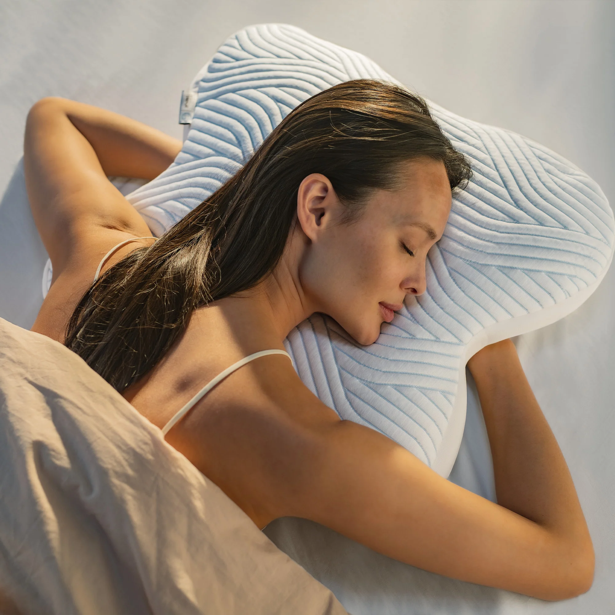 Cuscino da letto TEMPUR All-Around – Ottimizzato per chi dorme a pancia, lato e schiena – Con tecnologia SmartCool e Advanced Microfibre – Dimensioni 60 x 50 cm / 56 x 48 cm