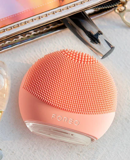 Foreo LUNA 4 Go Travel Cleansing Device