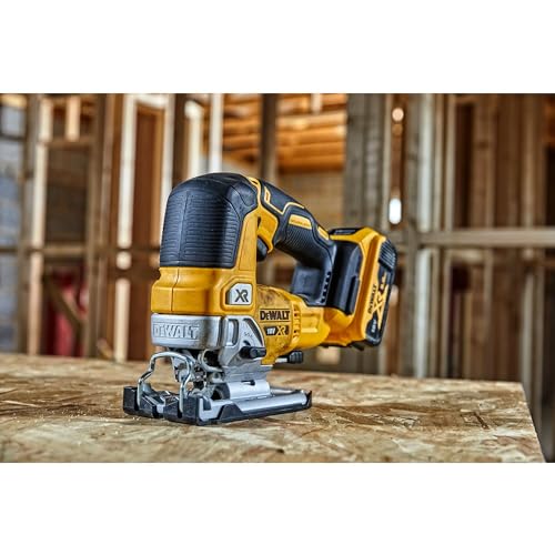 DEWALT DCS334N XJ Seghetto alternativo Brushless con impugnatura a staffa XR 18V senza batterie ne caricabatteria : Fai da te