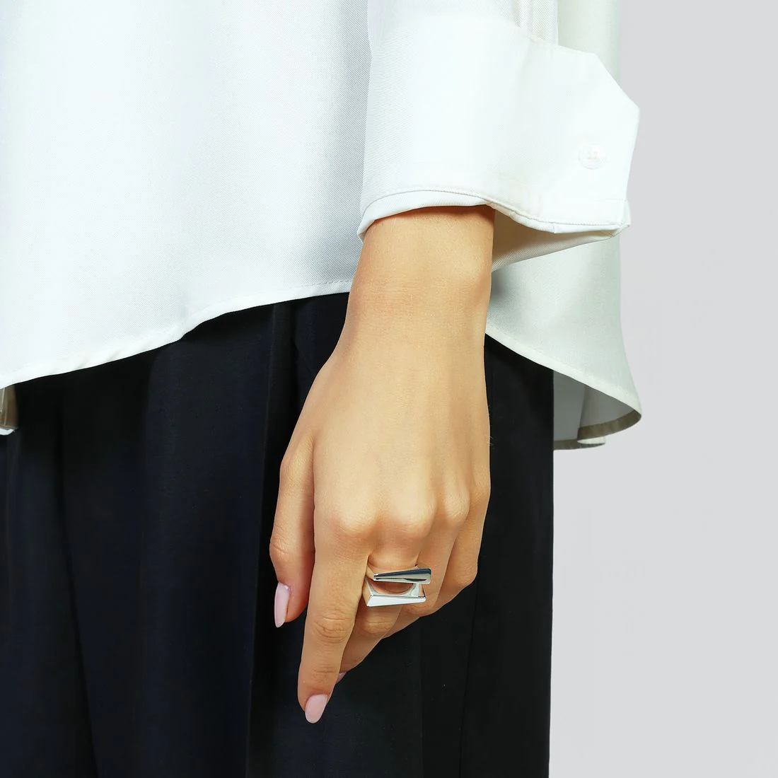 Anello Unoaerre argentato design 2759