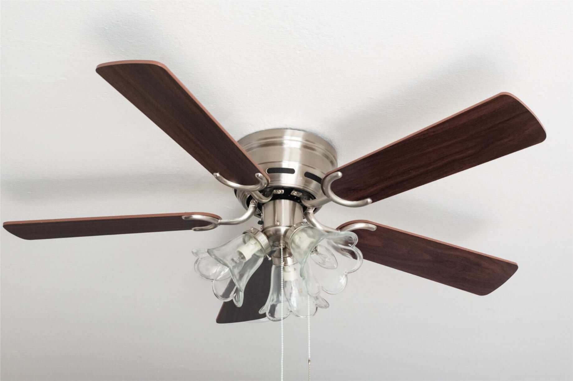 Deckenventilator Deckenventilator Kisa Deluxe BN Eiche / Walnuss mit Licht