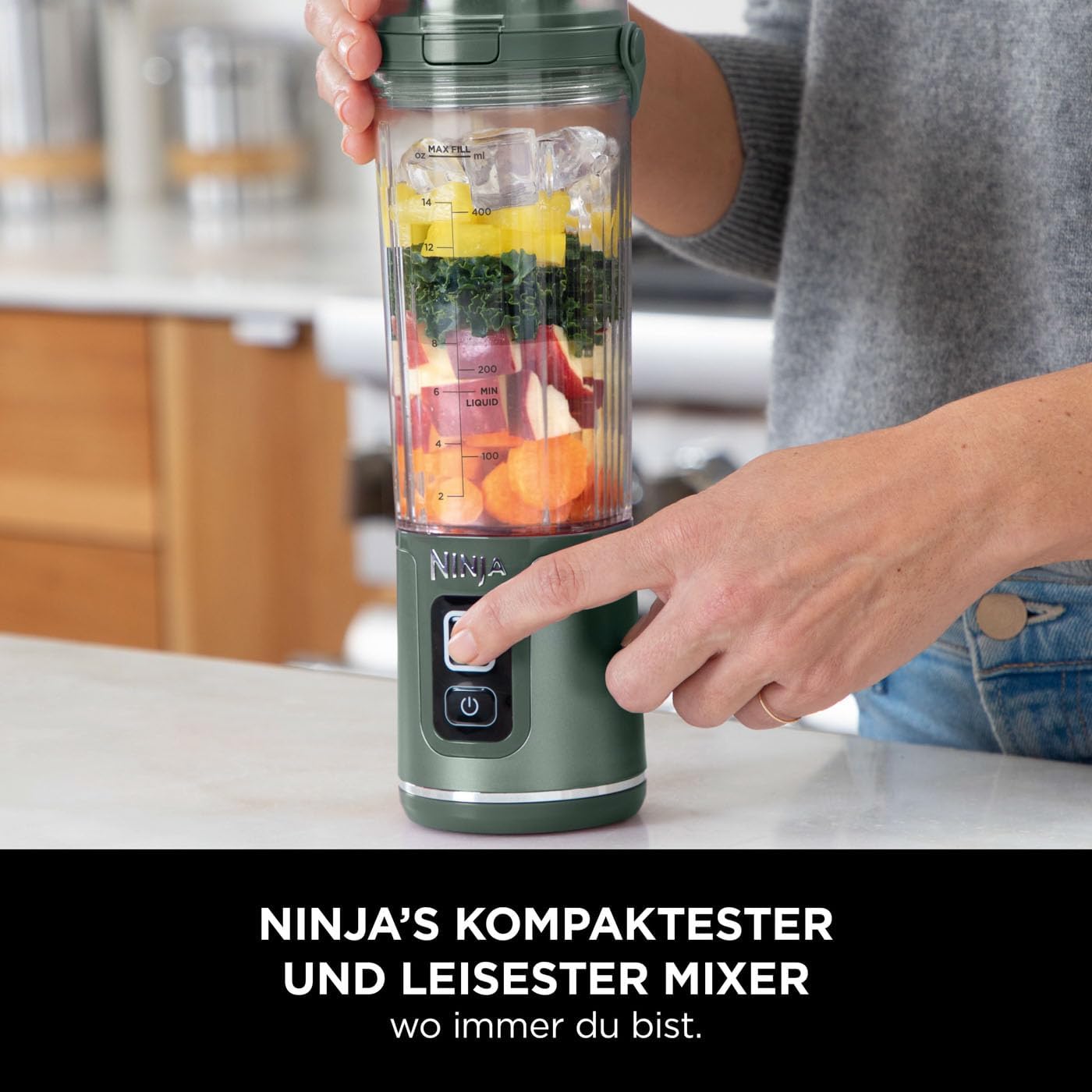 Ninja Blast Tragbarer Mixer / Blender / Smoothie Maker, 530ml Becher, Auslaufsicherer Deckel, Leistungsstarker Mini Standmixer, Kabellos & Wiederaufladbar, Zerkleinert Eis & Obst, Schwarz, BC151EUBK