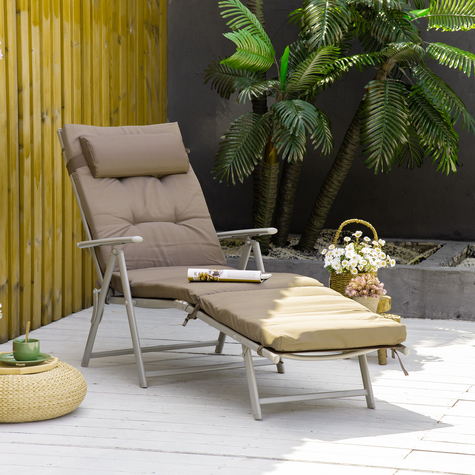 Outsunny Sonnenliege Strandliege Gartenliege klappbar verstellbar mit Kissen Garten Metall Stoff Braun+Silber 137 x 63,5 x 100,5 cm