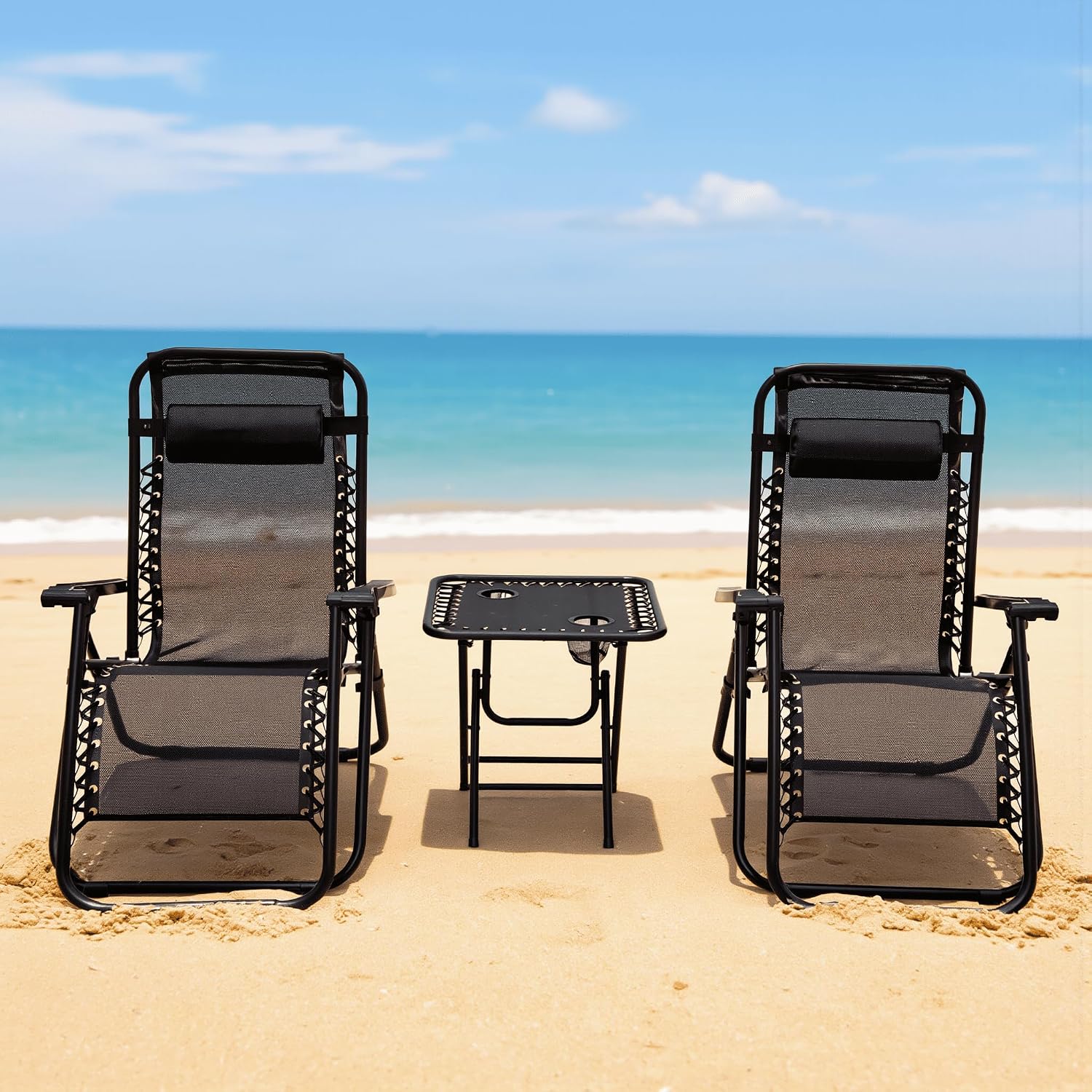 Set 2 Sdraio Zero Gravity con Tavolino 3 Pezzi – Sedia Reclinabile Pieghevole in Textilene Nero – Schienale Bloccabile – Struttura Acciaio – Portata 120 kg – Arredo Giardino Terrazzo Piscina