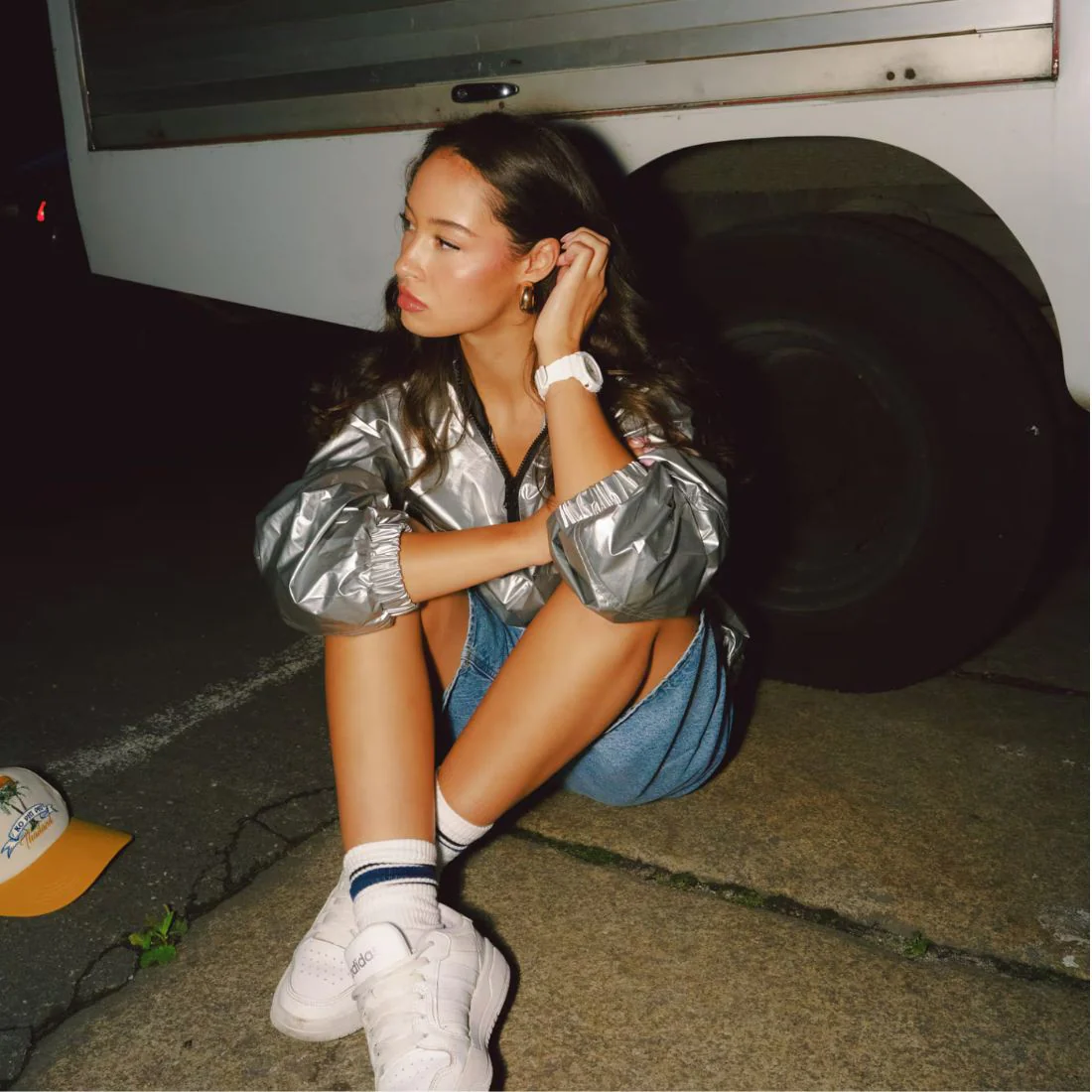 G-Shock da donna GMA-P2100PC-7AER bianco quadrante iridescente