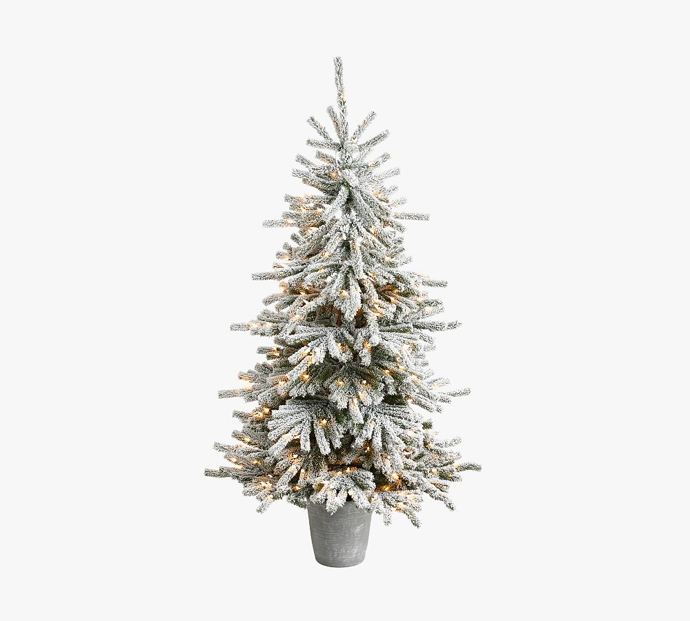 Lit Long Vermont Pine Artificial Christmas Tree   tiaotiao
