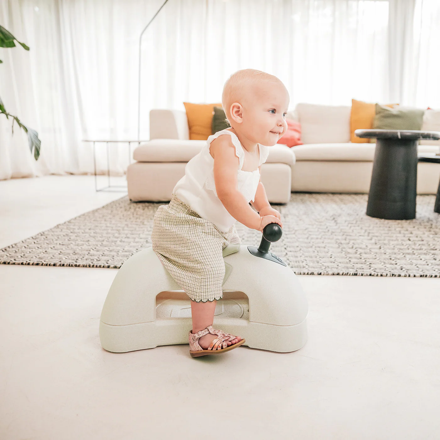 2025 Scoot and Ride My First baby walker 3-in-1 e scivolo in colore sabbia