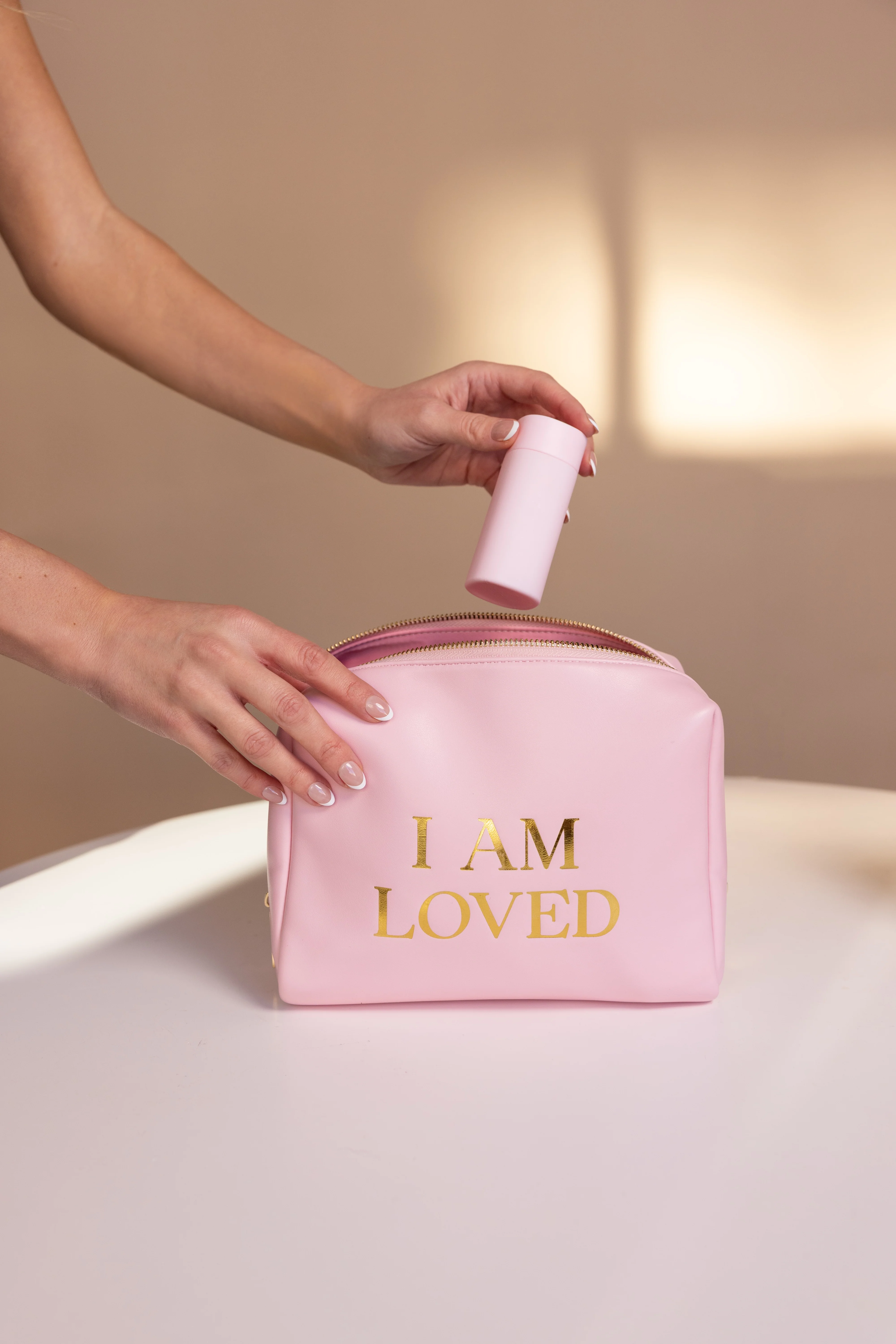I AM LOVED Love Pouch �C Blush Pink