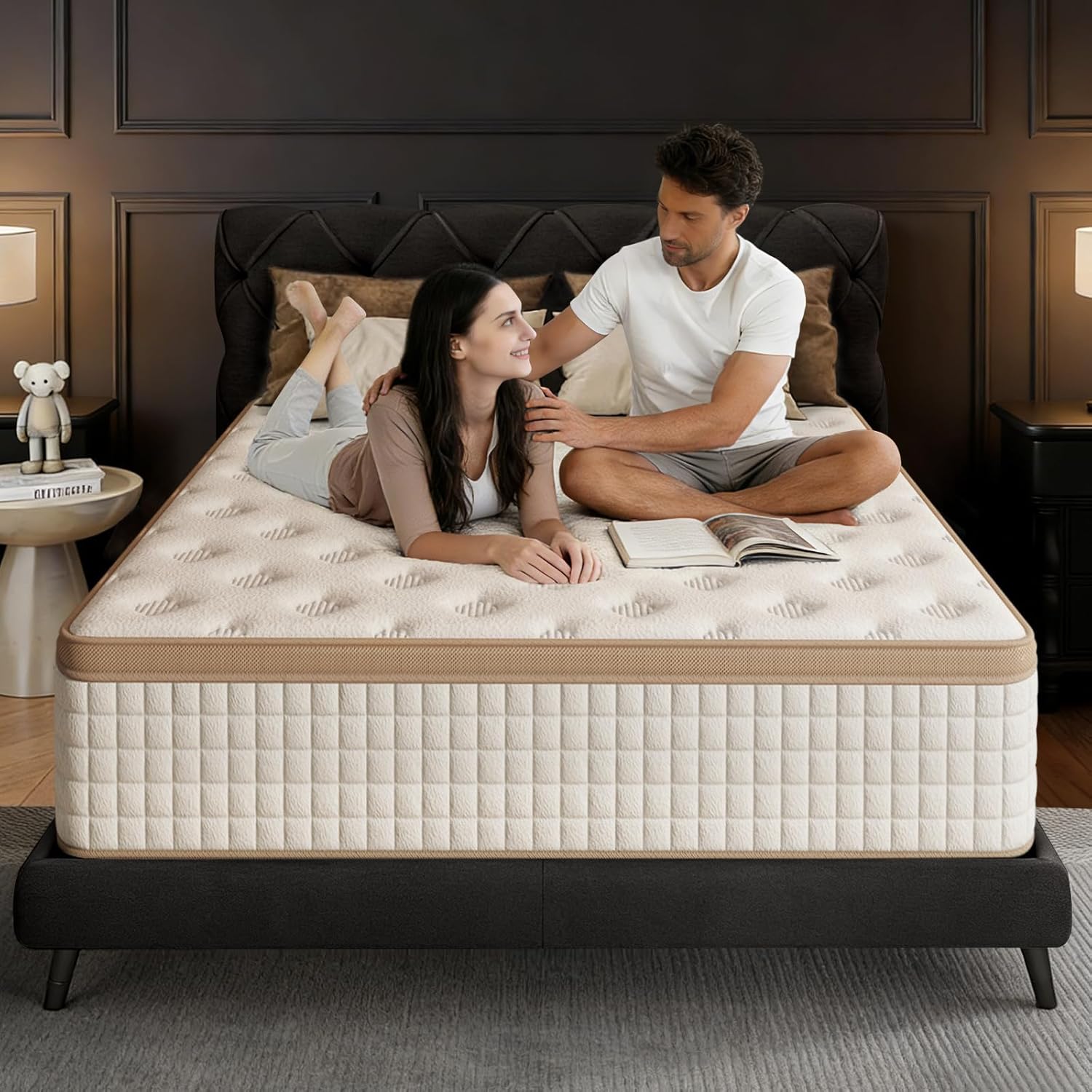 MOOA 12 Inch Queen Mattress - Mattress Hybrid Cooling Gel Memory Foam & Pocket Coils,Medium Firm Mattress in a Box for Ergonomic Spinal Support,Motion Isolation & Edge Support for Side & Back Sleepers