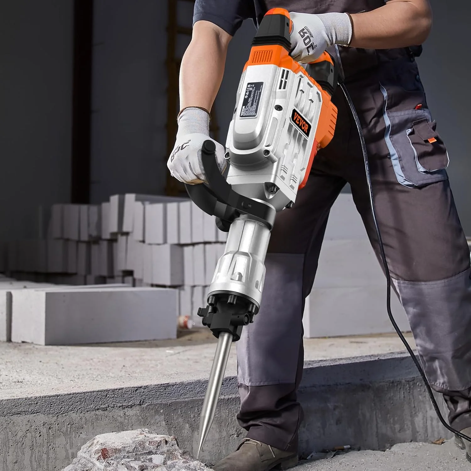 Electric demolition hammer, hydraulic crushing hammer, concrete crusher, heavy-duty electric hydraulic crushing hammer, equipped with chisel gloves and a 360-degree rotatable front handle, suitable for digging trenches and drilling holes (power 3500