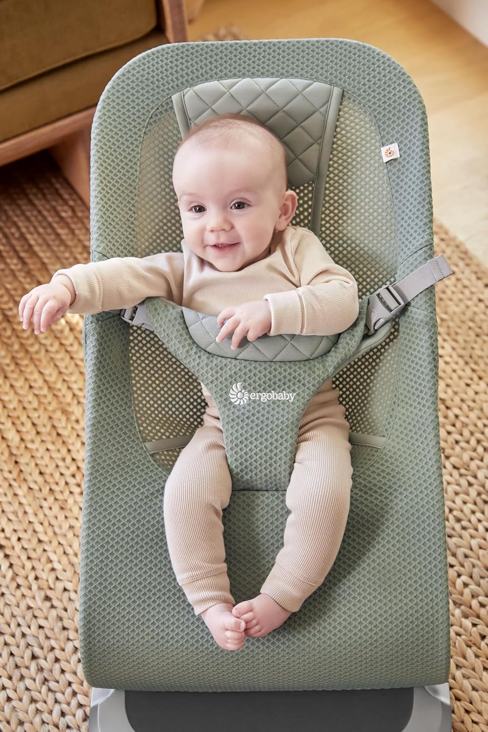 Ergobaby 3-in-1 Evolve Bouncer, Ergonomische wipstoel voor baby's vanaf de geboorte tot peuters, Babyschommel met zitverkleiner voor pasgeborenen (2,5 kg - 13,2 kg), Cream