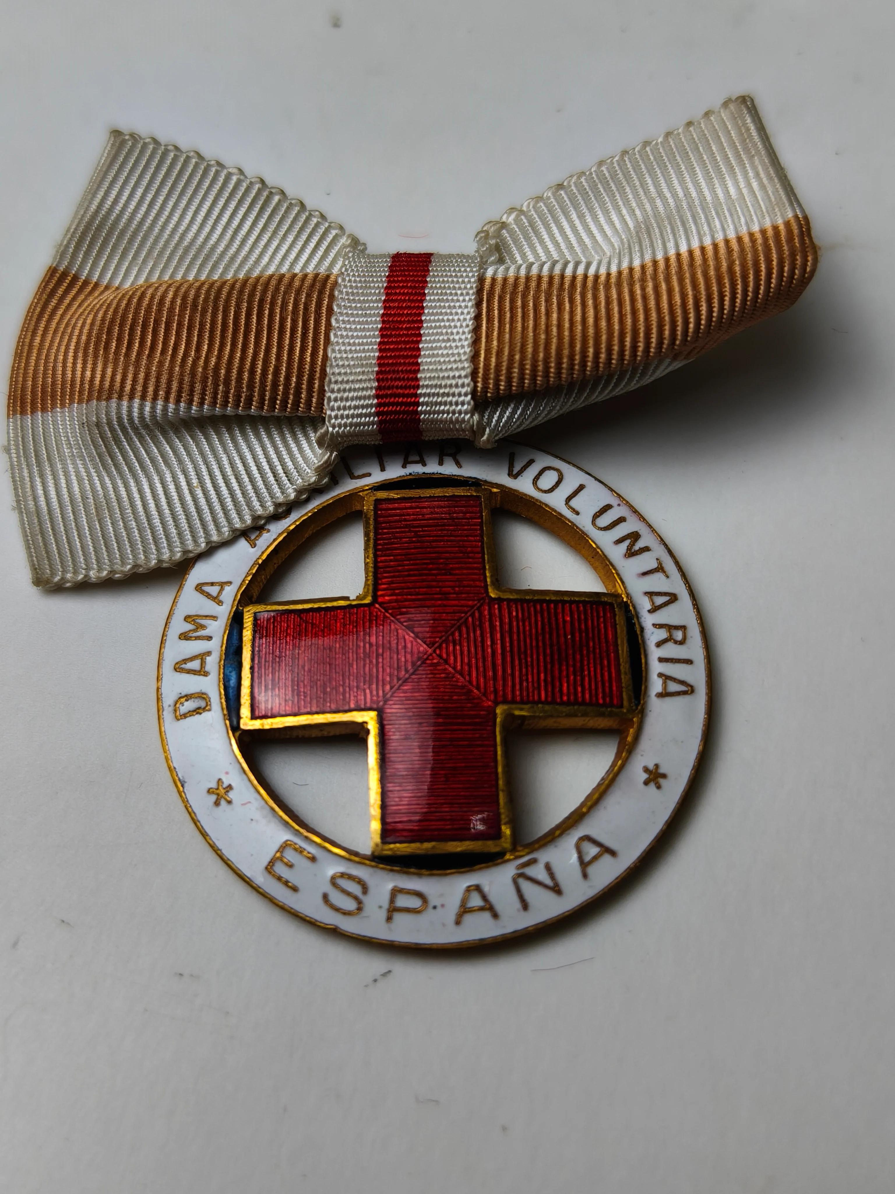 Red Cross Medal Order. Spain