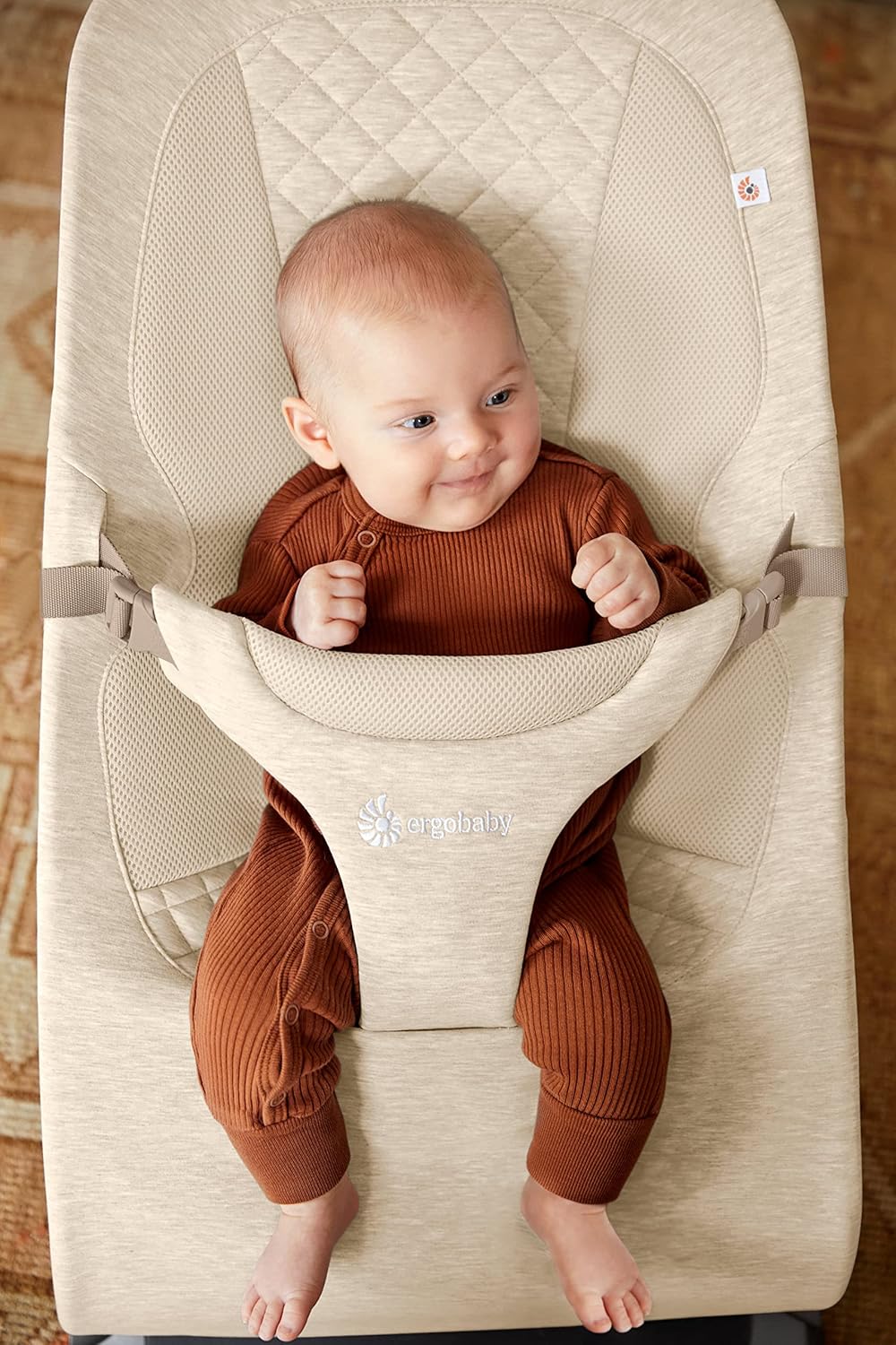 Ergobaby 3-in-1 Evolve Bouncer, Ergonomische wipstoel voor baby's vanaf de geboorte tot peuters, Babyschommel met zitverkleiner voor pasgeborenen (2,5 kg - 13,2 kg), Cream