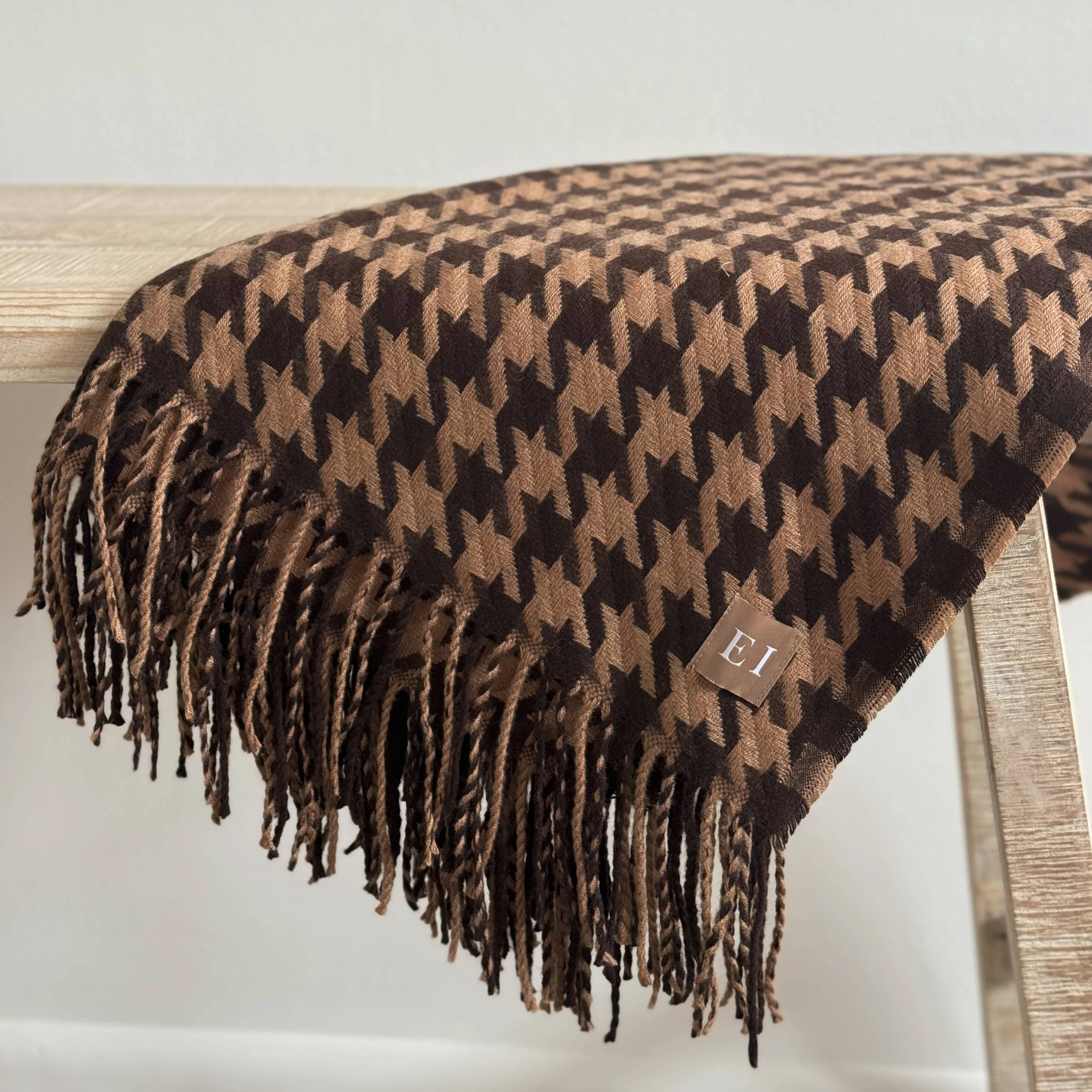 Brown & Rust Tassel Edge Throw �C 170 x 120 cm | Soft 100% Polyester